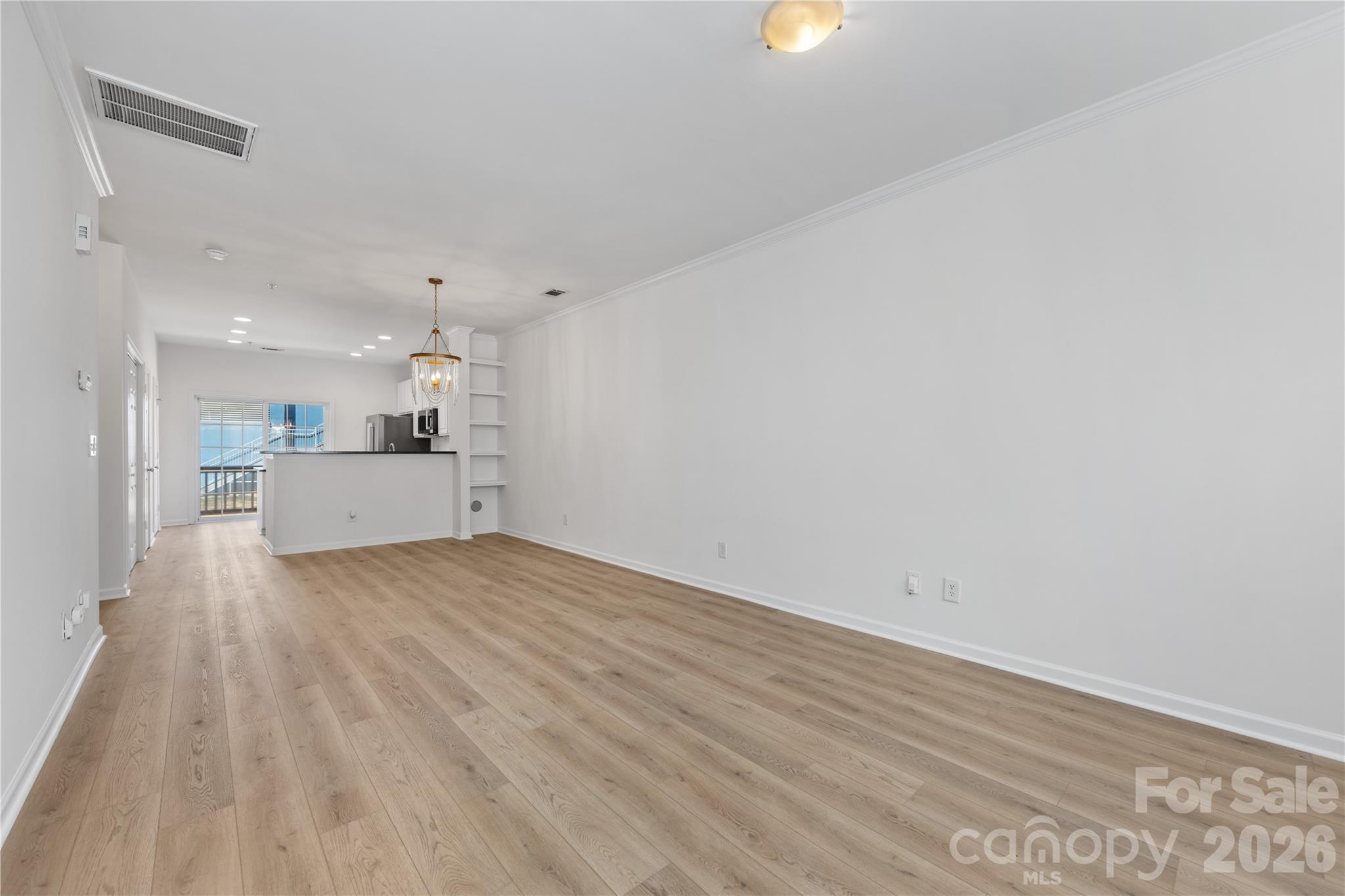 1127 Ilana Court Property Photo 6