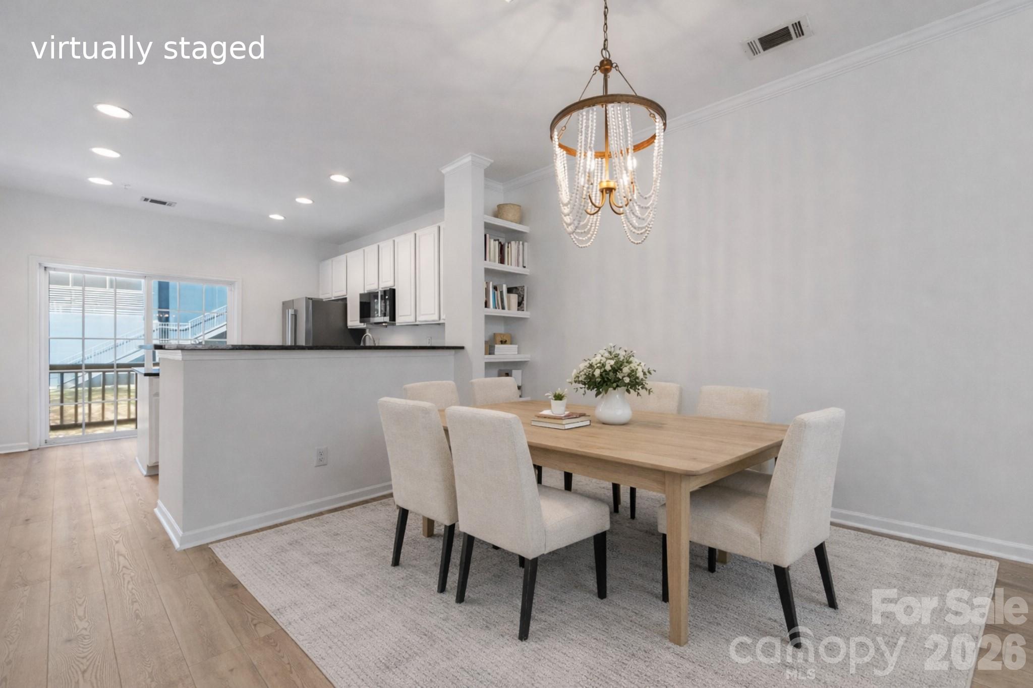 1127 Ilana Court Property Photo 8