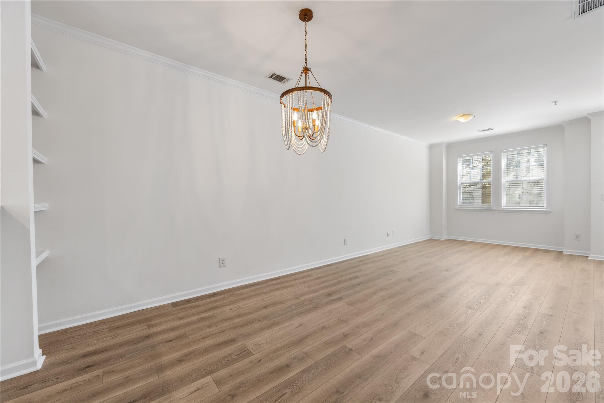 1127 Ilana Court Property Photo 10