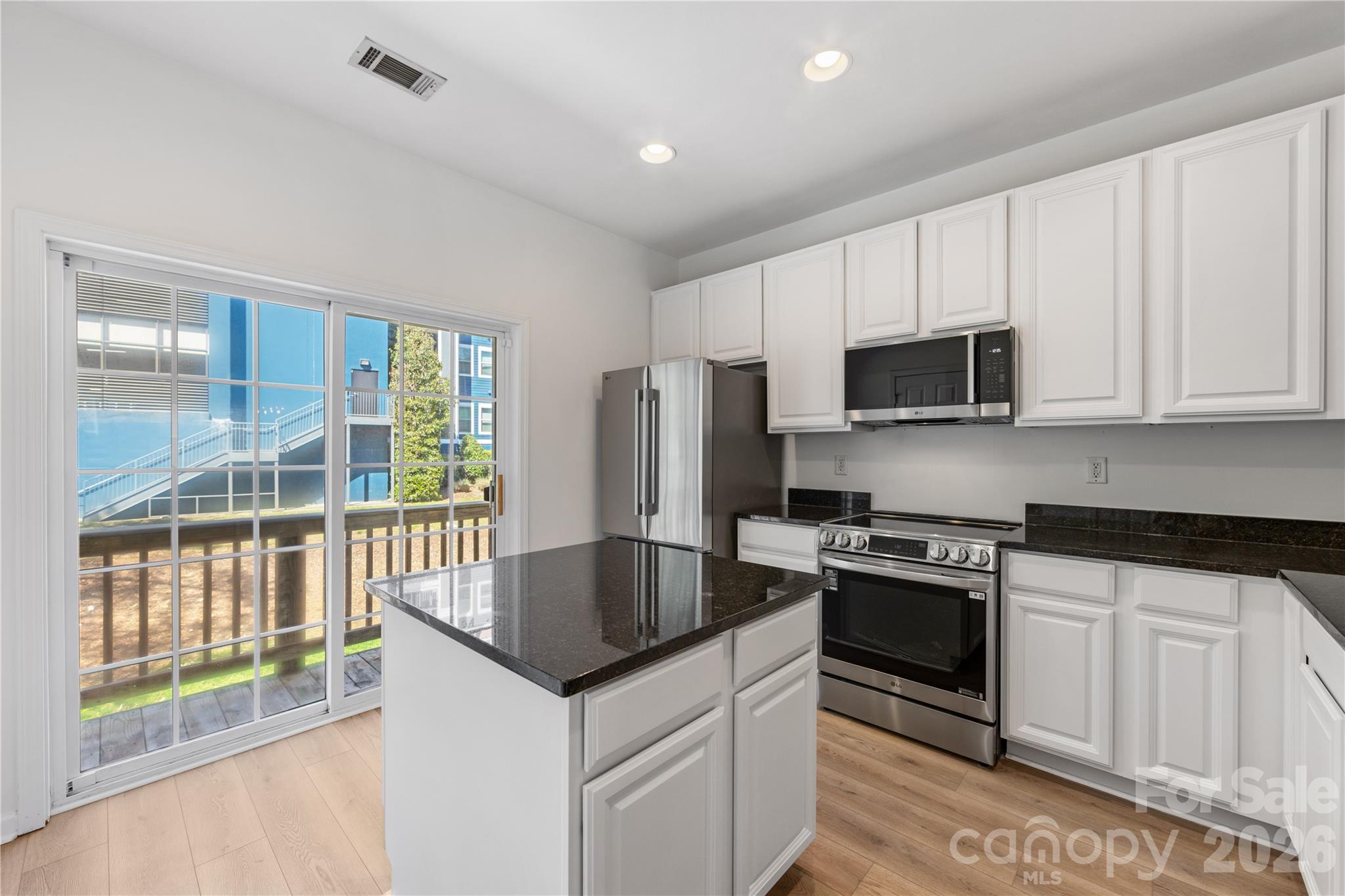 1127 Ilana Court Property Photo 11