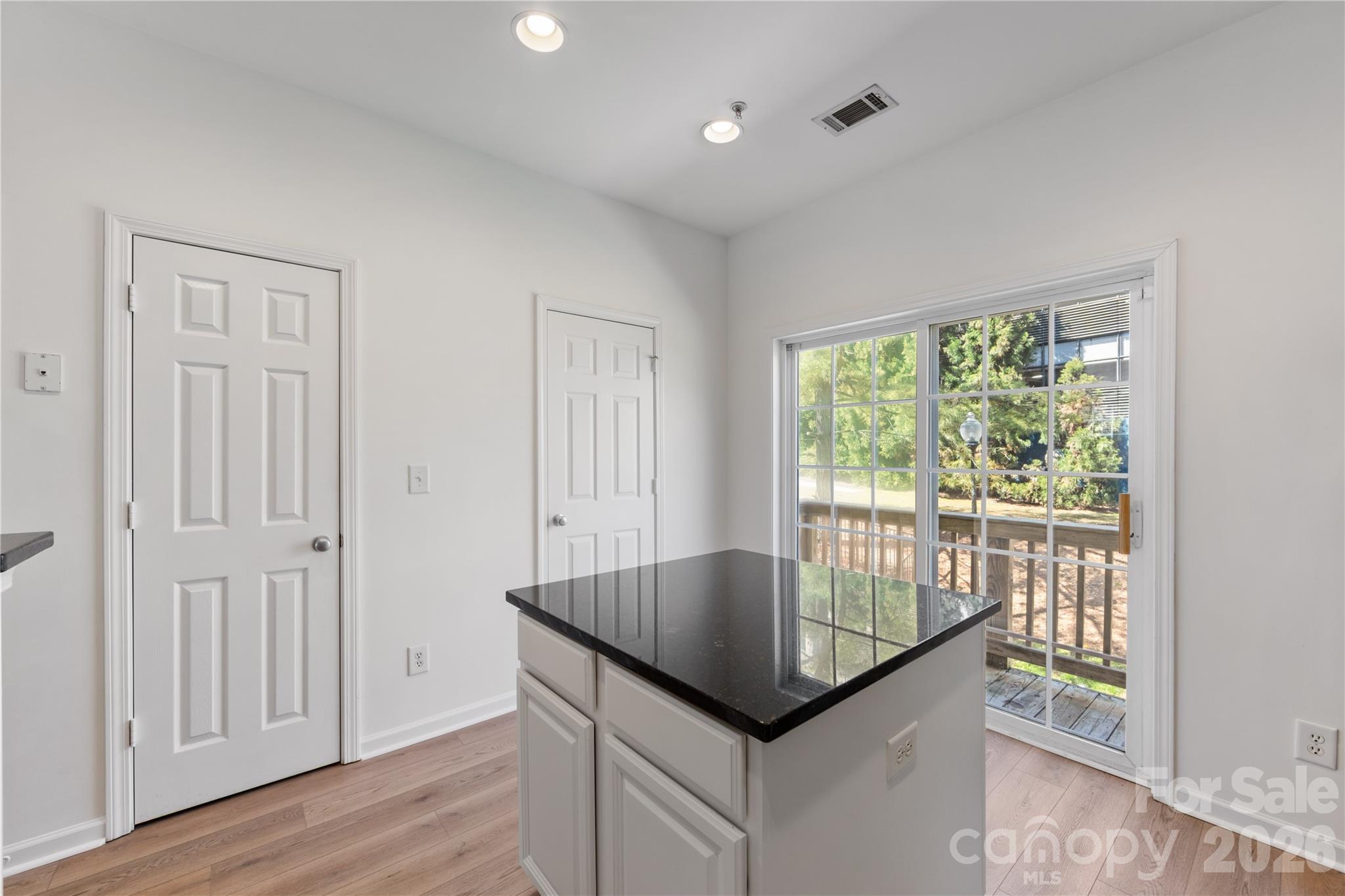 1127 Ilana Court Property Photo 14