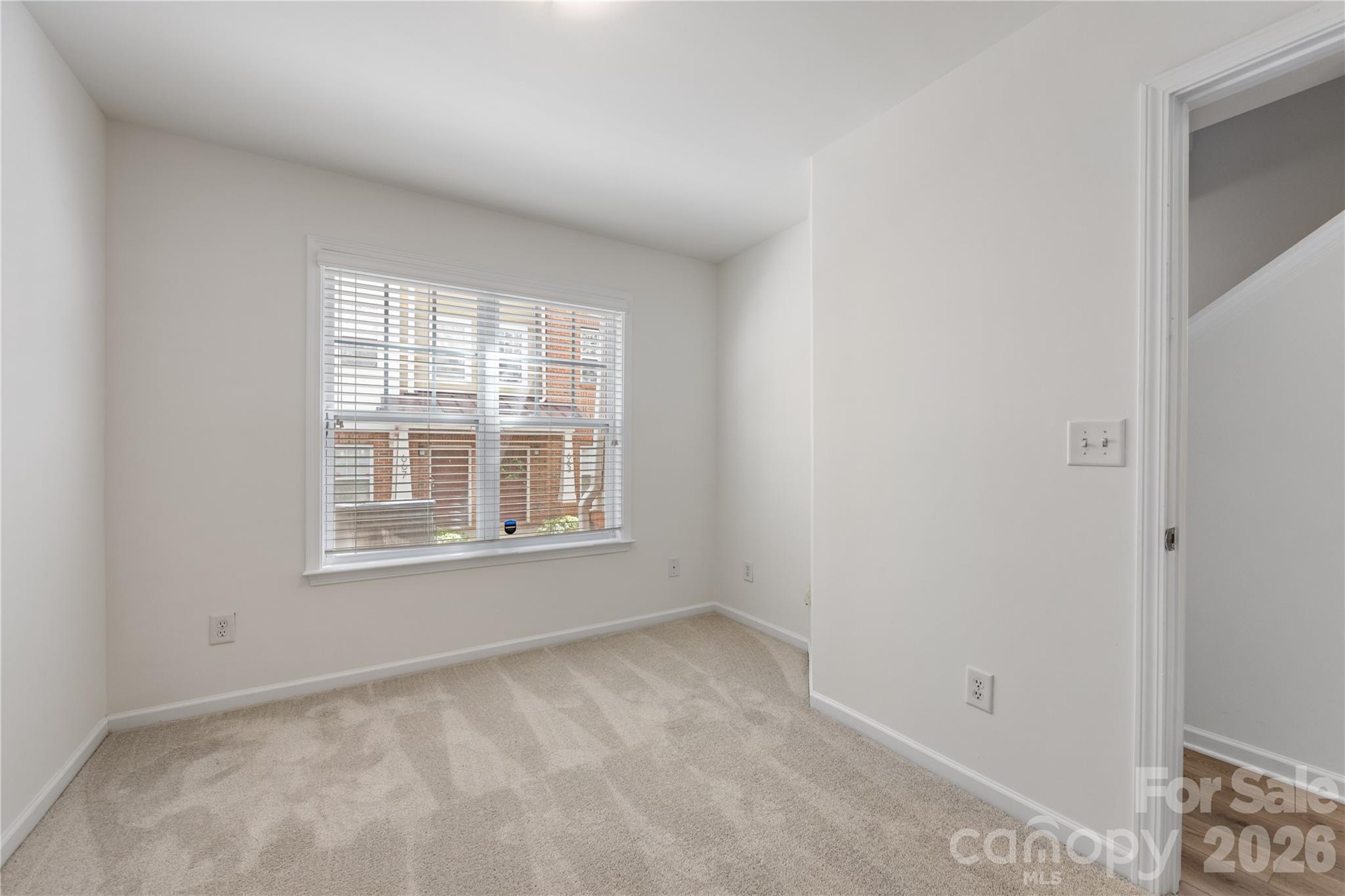 1127 Ilana Court Property Photo 28