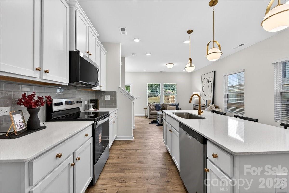 1428 Anderson Street Property Photo 8