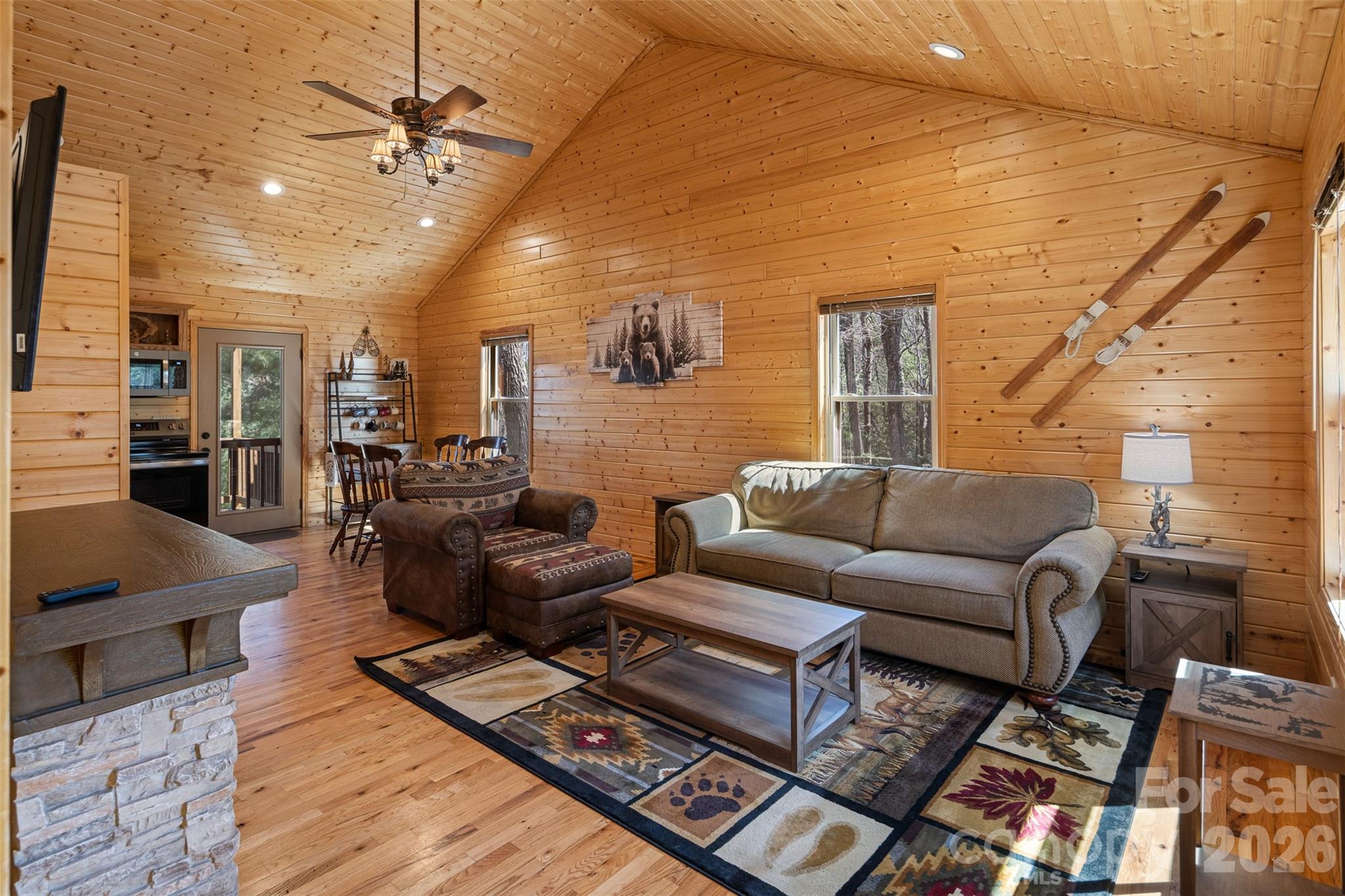 128 Deer Antler Drive Property Photo 1