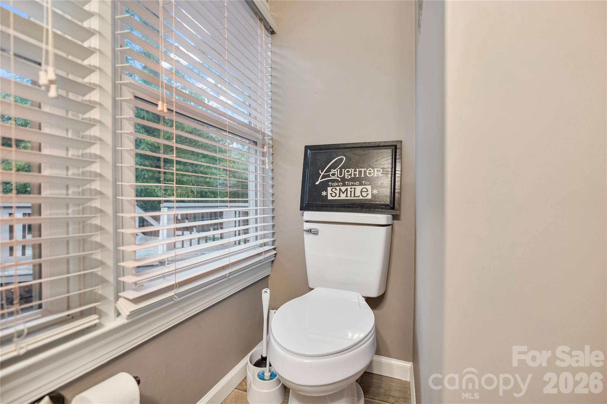 2524 Griffith Road Property Photo 15