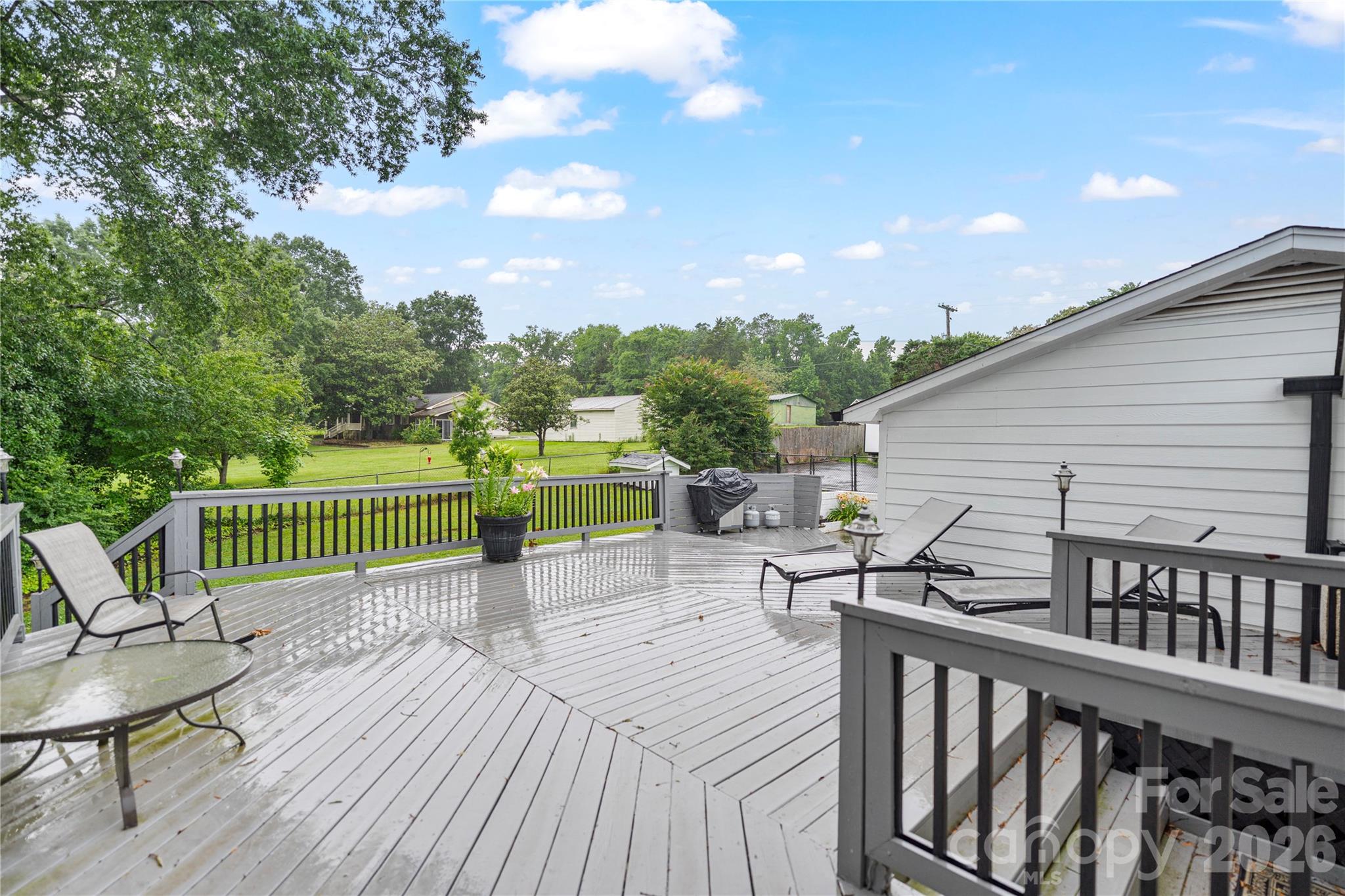 2524 Griffith Road Property Photo 36