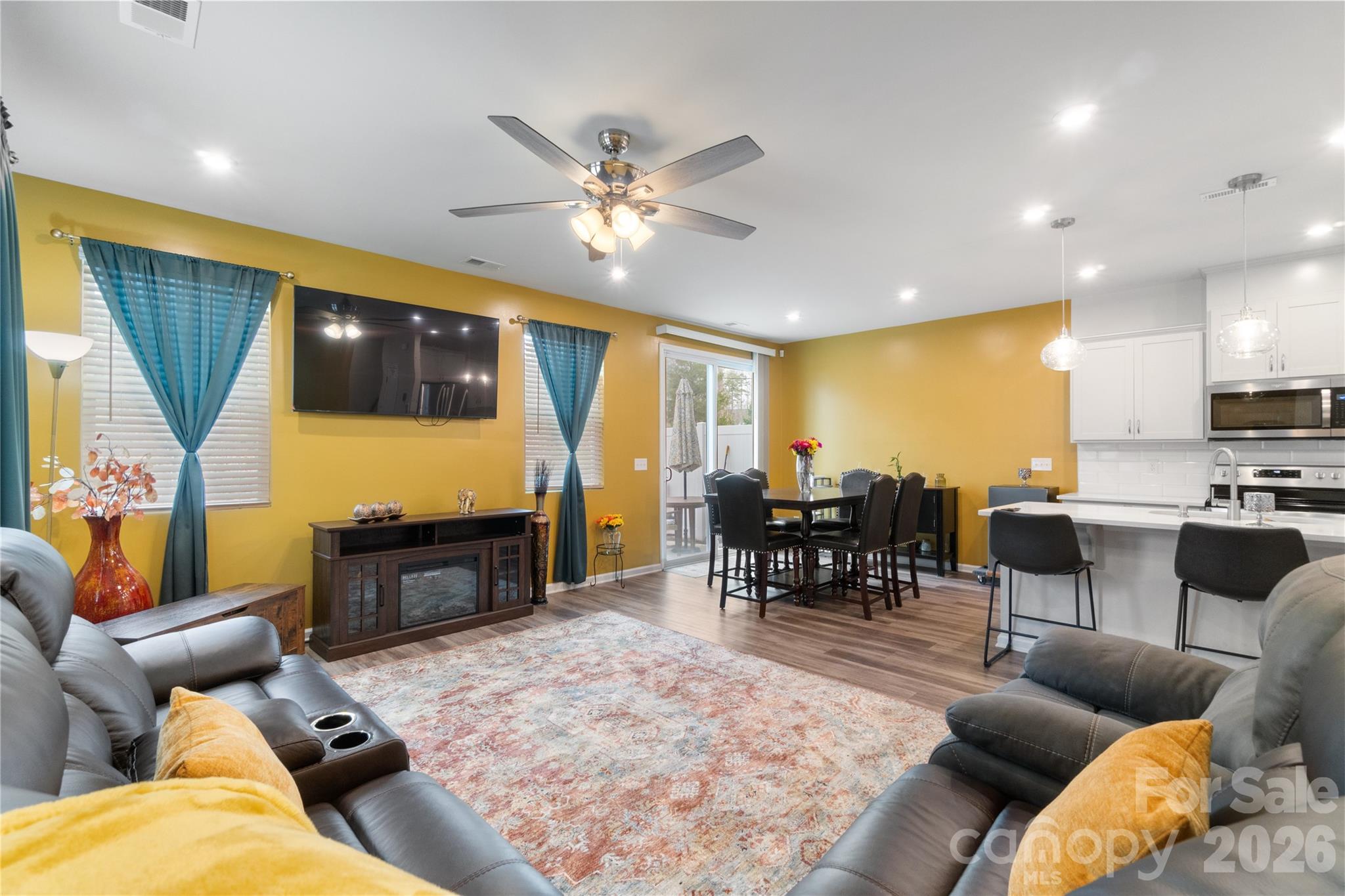 8032 Overmeadow Lane Property Photo 4