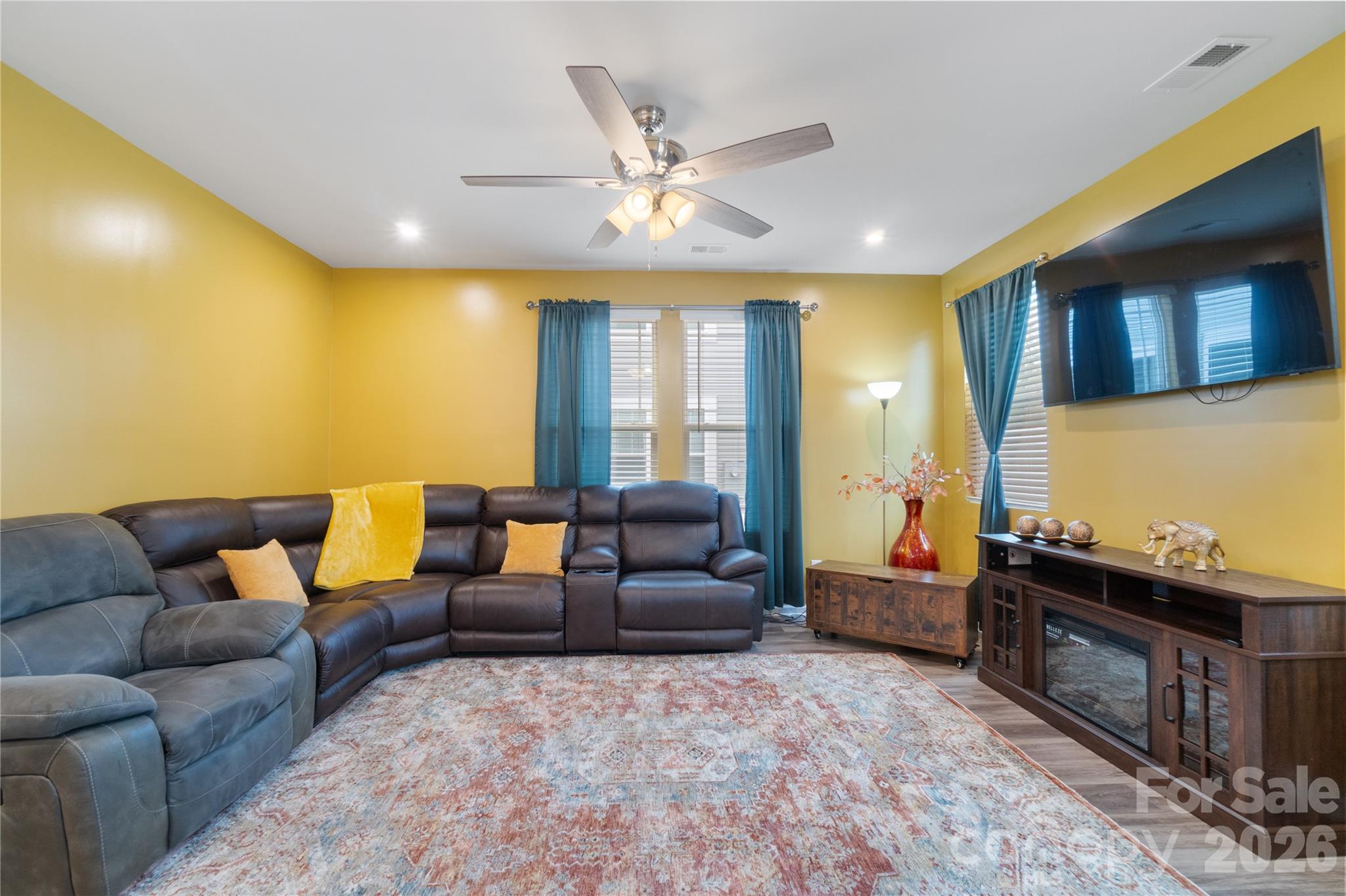8032 Overmeadow Lane Property Photo 6