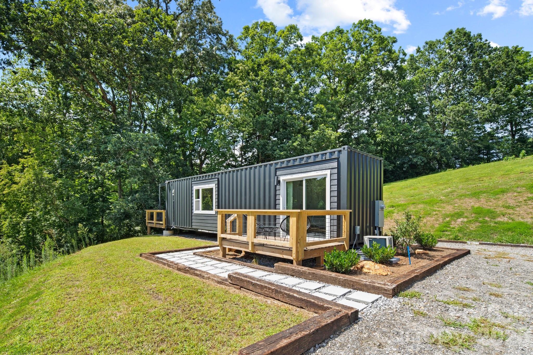 8 & 10 George Allen Ridge A & B Property Photo 5