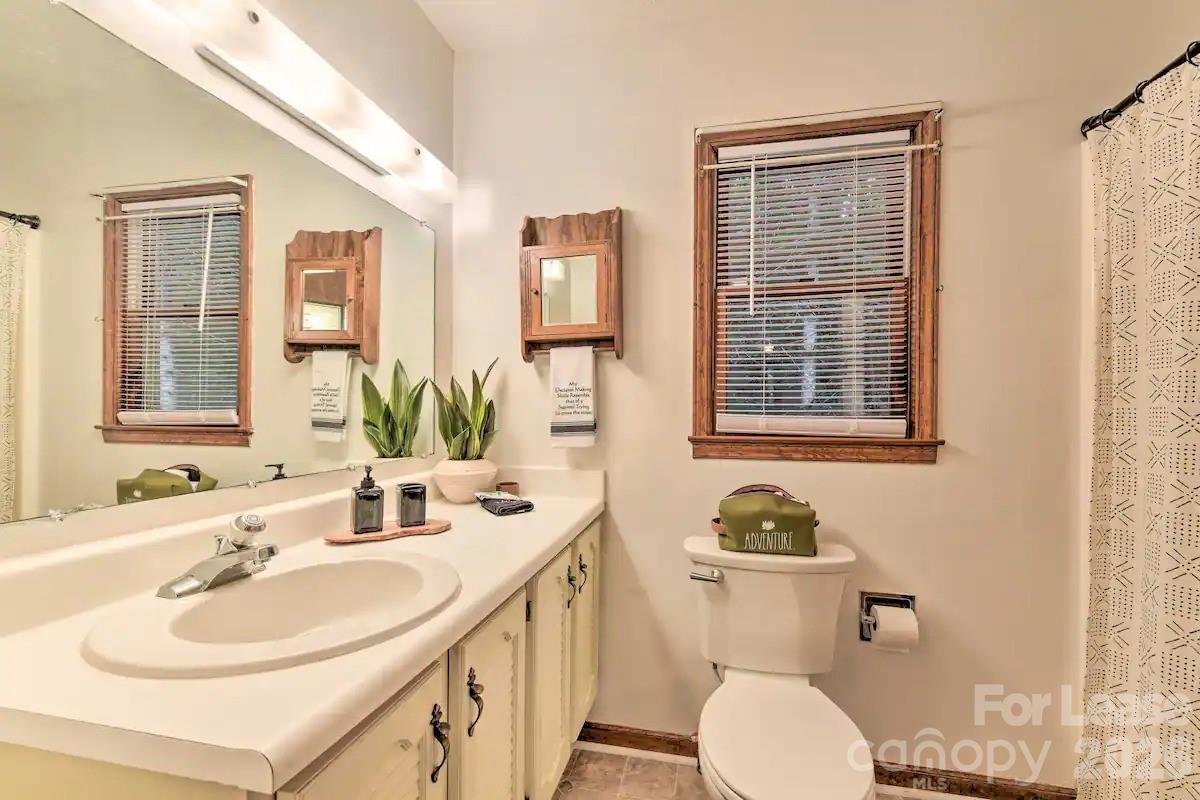 106 Sage Court Property Photo 5