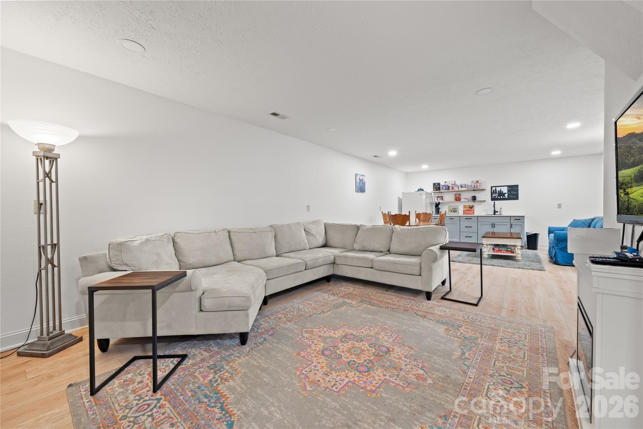 60 Rolling Lane Property Photo 13
