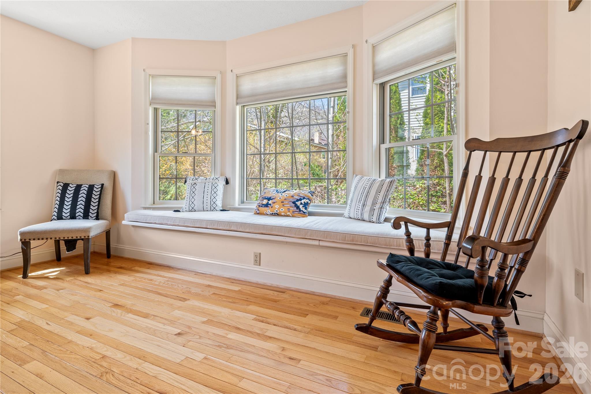 60 Rolling Lane Property Photo 20
