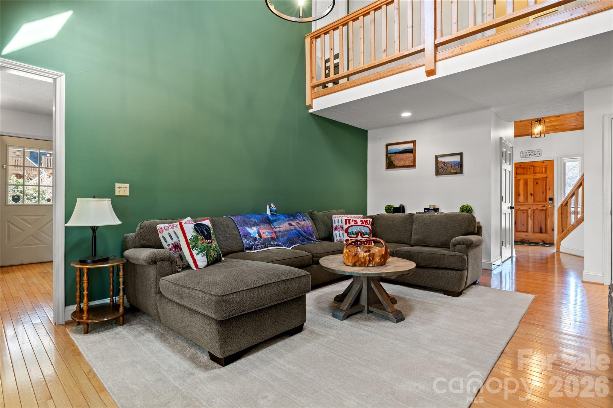 60 Rolling Lane Property Photo 27