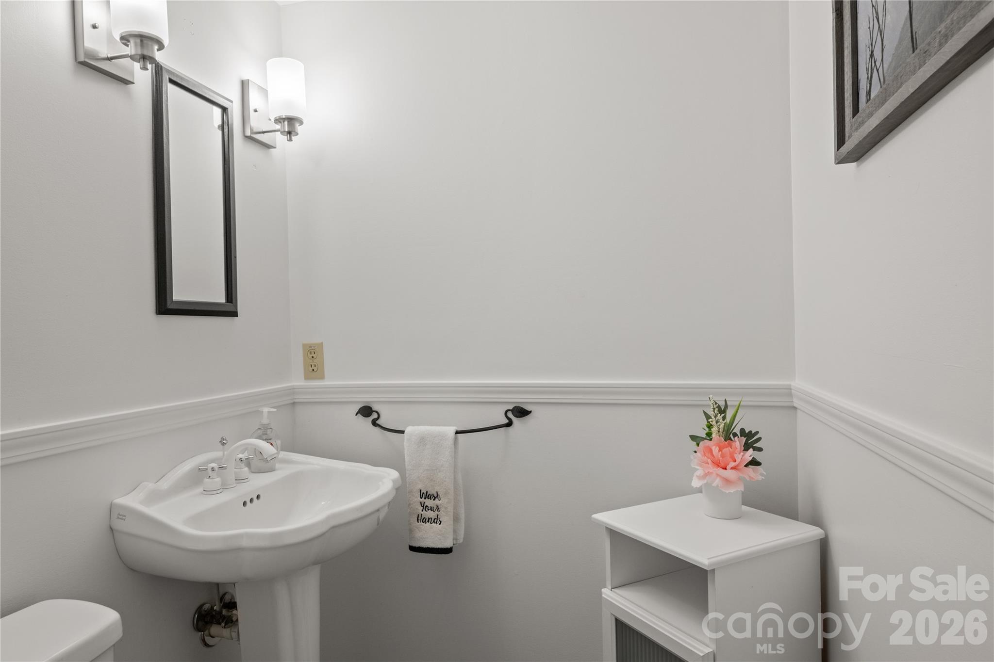 60 Rolling Lane Property Photo 37