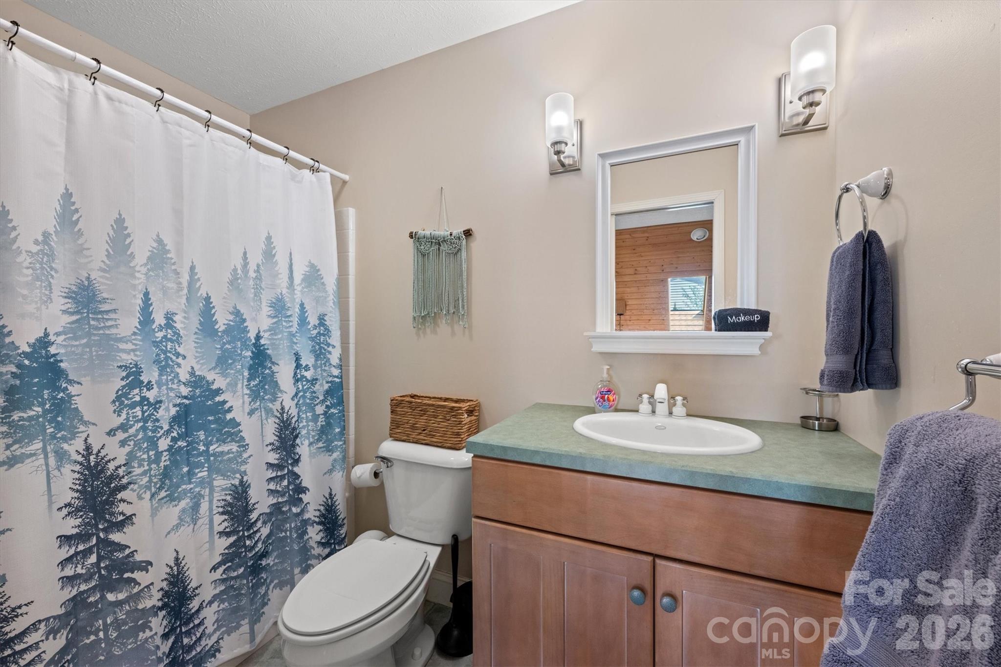 60 Rolling Lane Property Photo 46