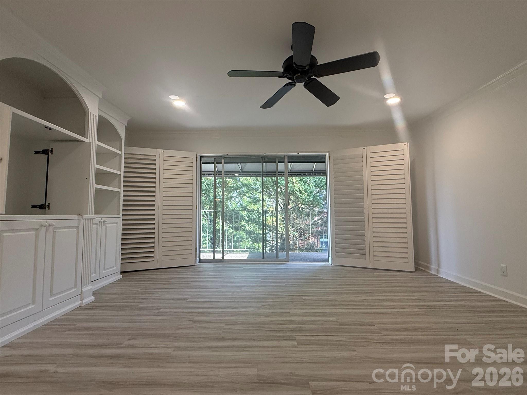 1323 Queens Road Property Photo 2