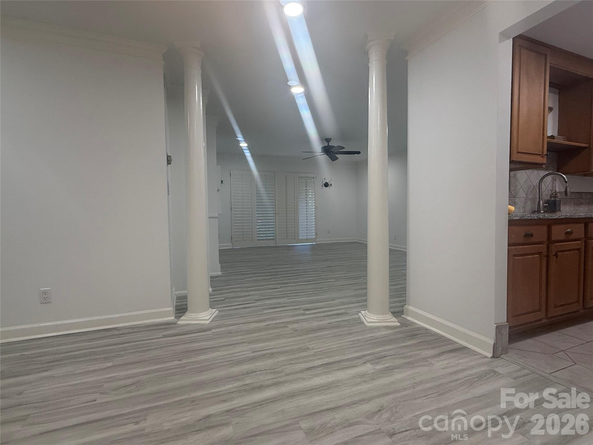 1323 Queens Road Property Photo 3