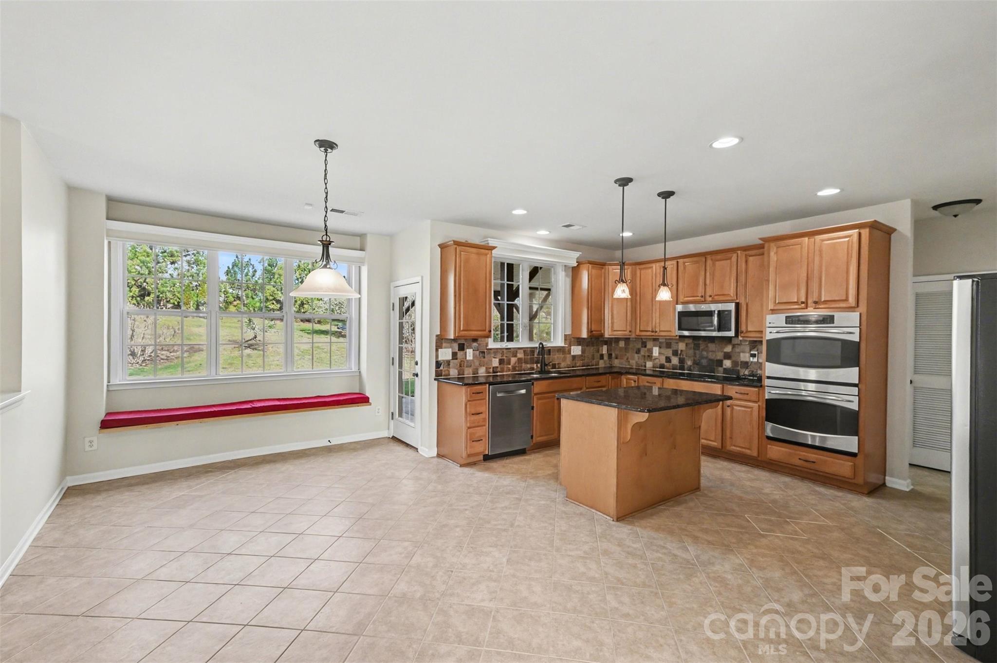 7512 Chasewater Drive Property Photo 14