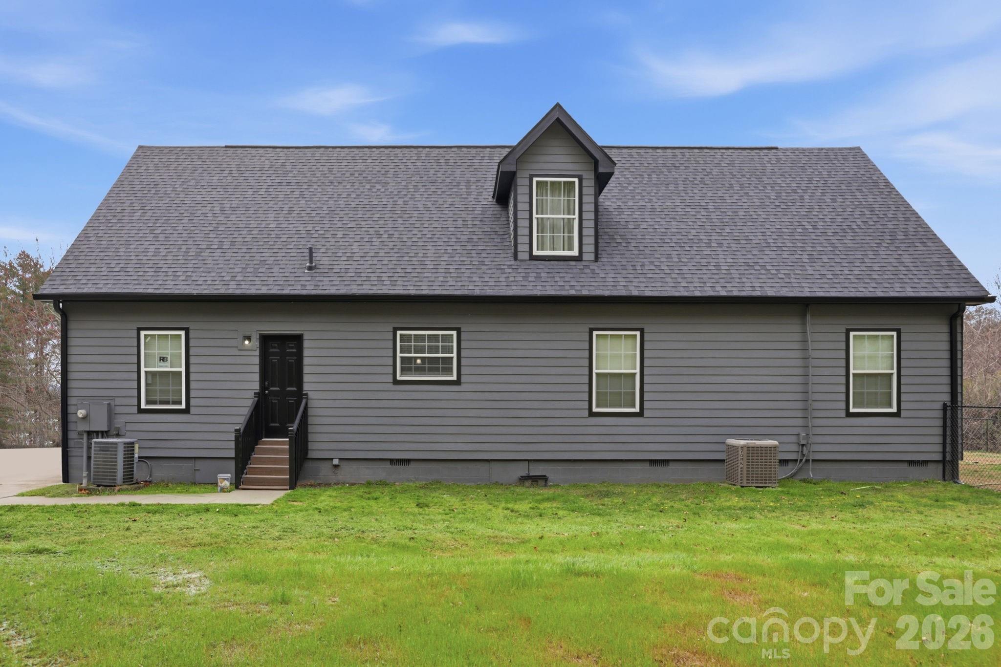 67 Nimitz Drive Property Photo 3
