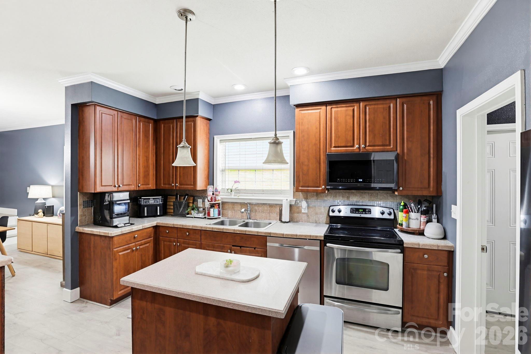 67 Nimitz Drive Property Photo 13