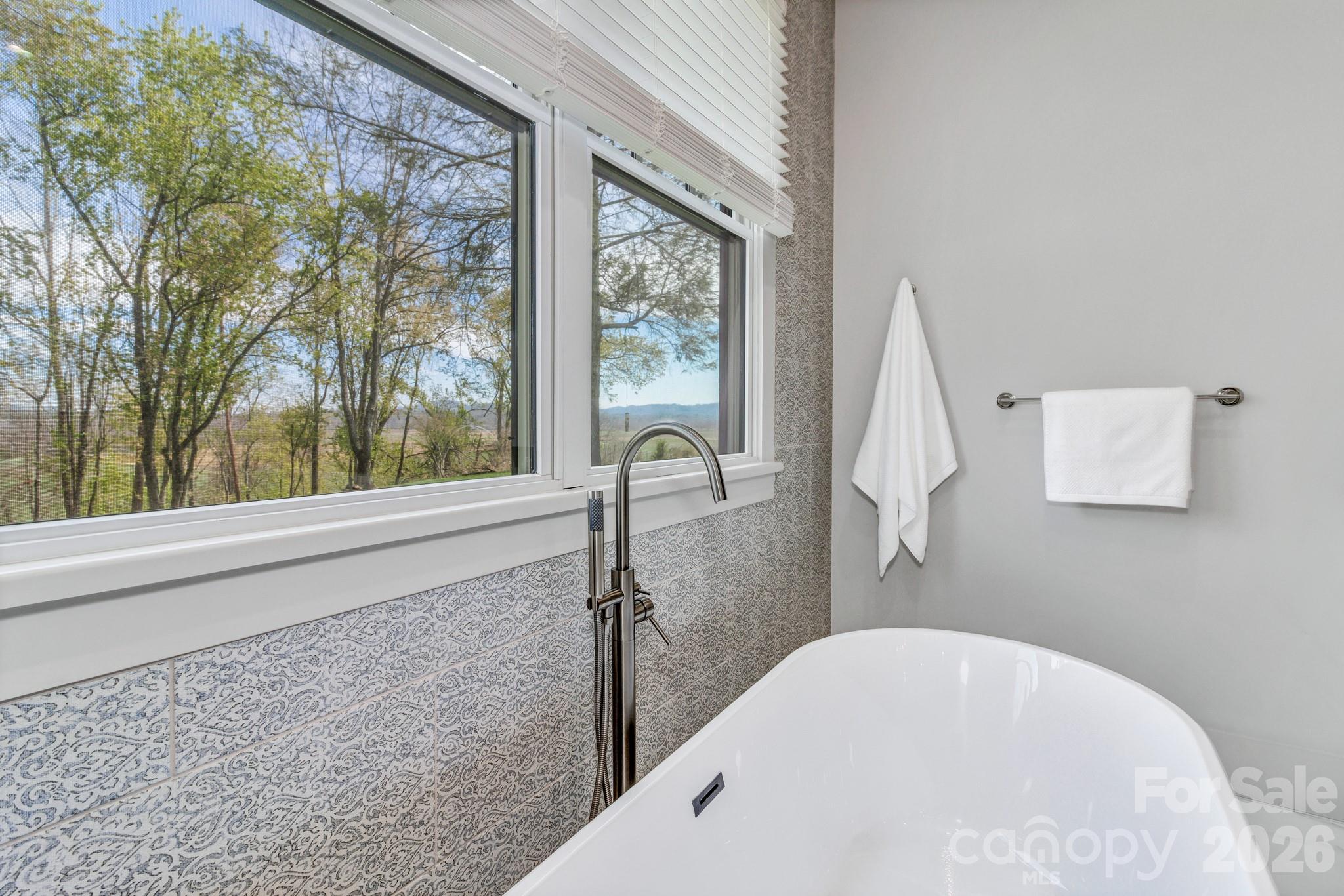 301 Rockbridge Road Property Photo 25