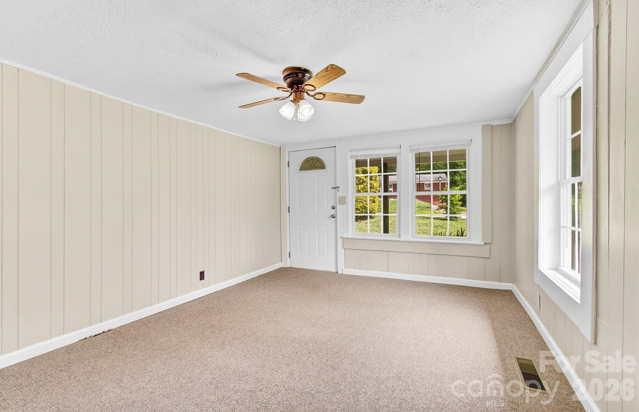 438 Loop Road Property Photo 27