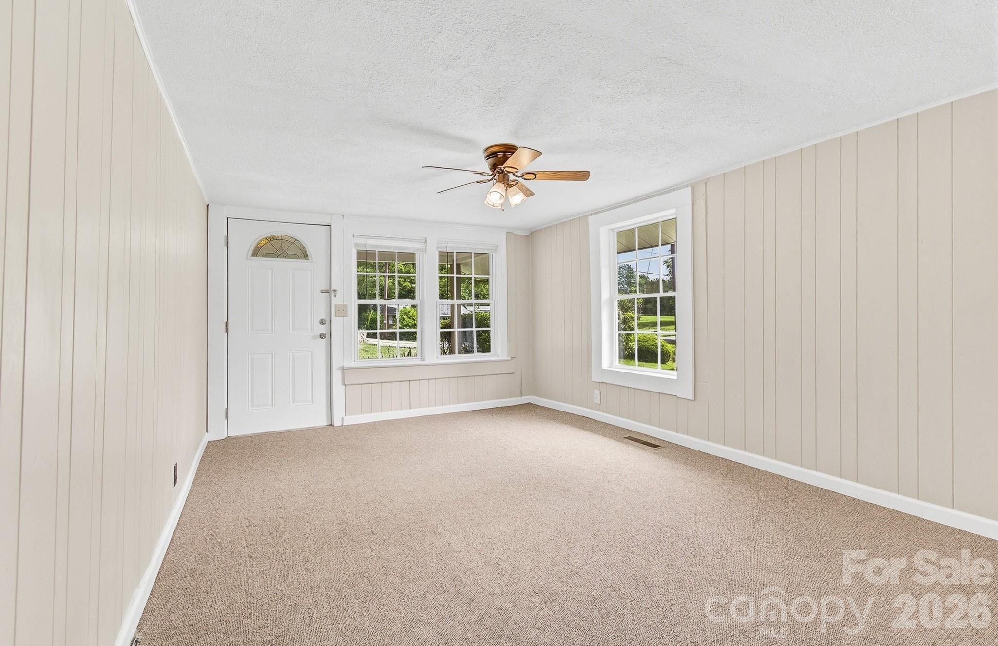 438 Loop Road Property Photo 29