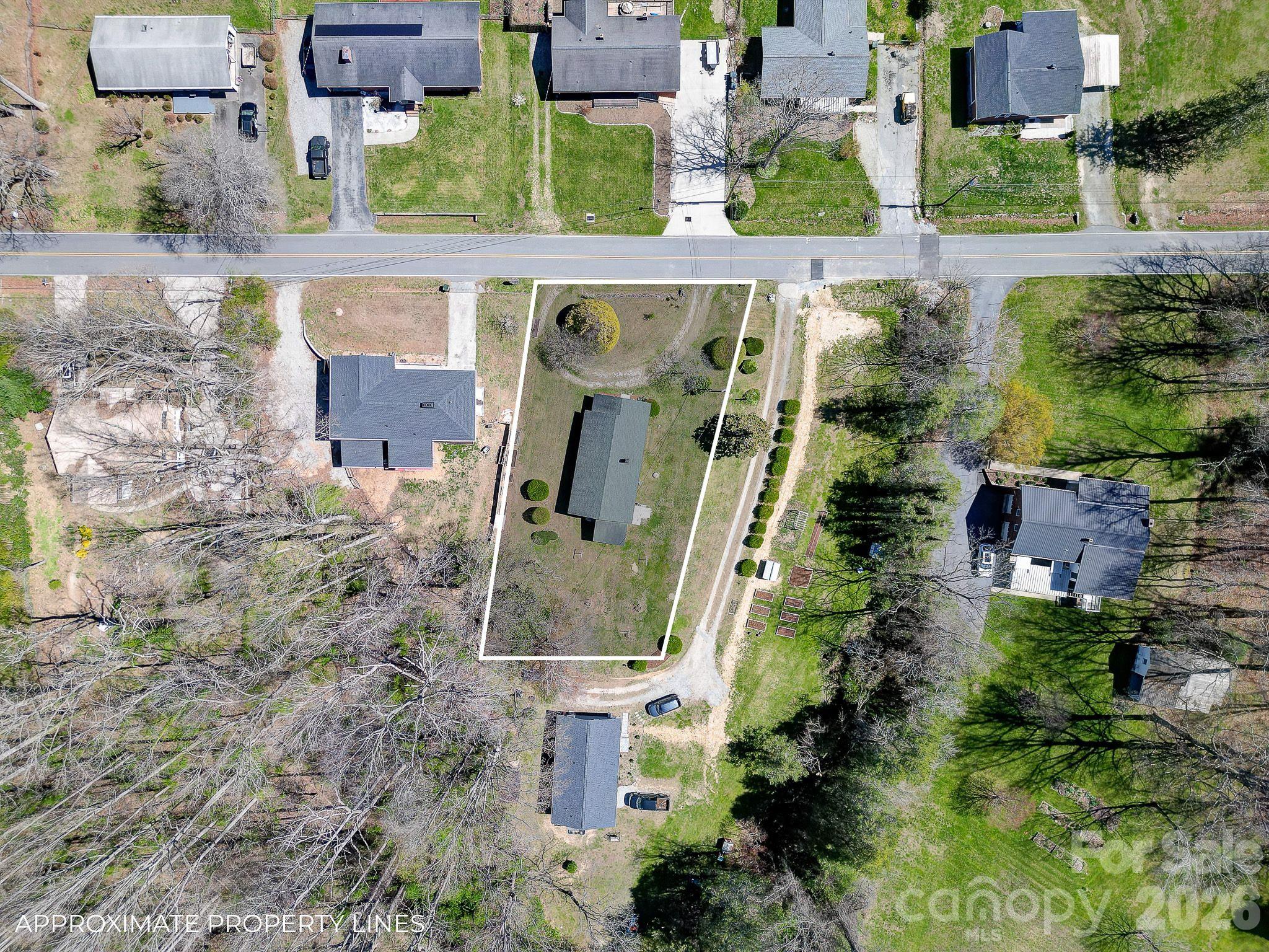 438 Loop Road Property Photo 38