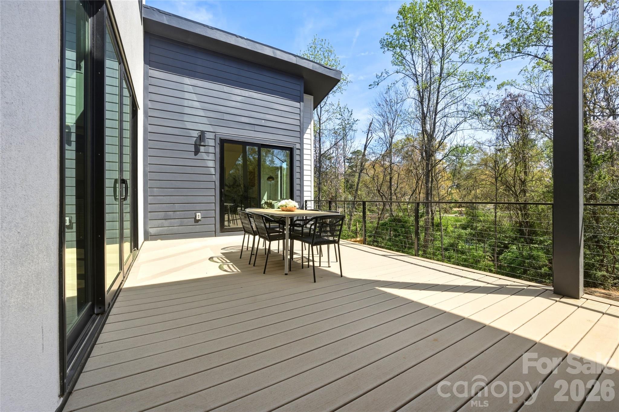 1423 S Wendover Road Property Photo 24
