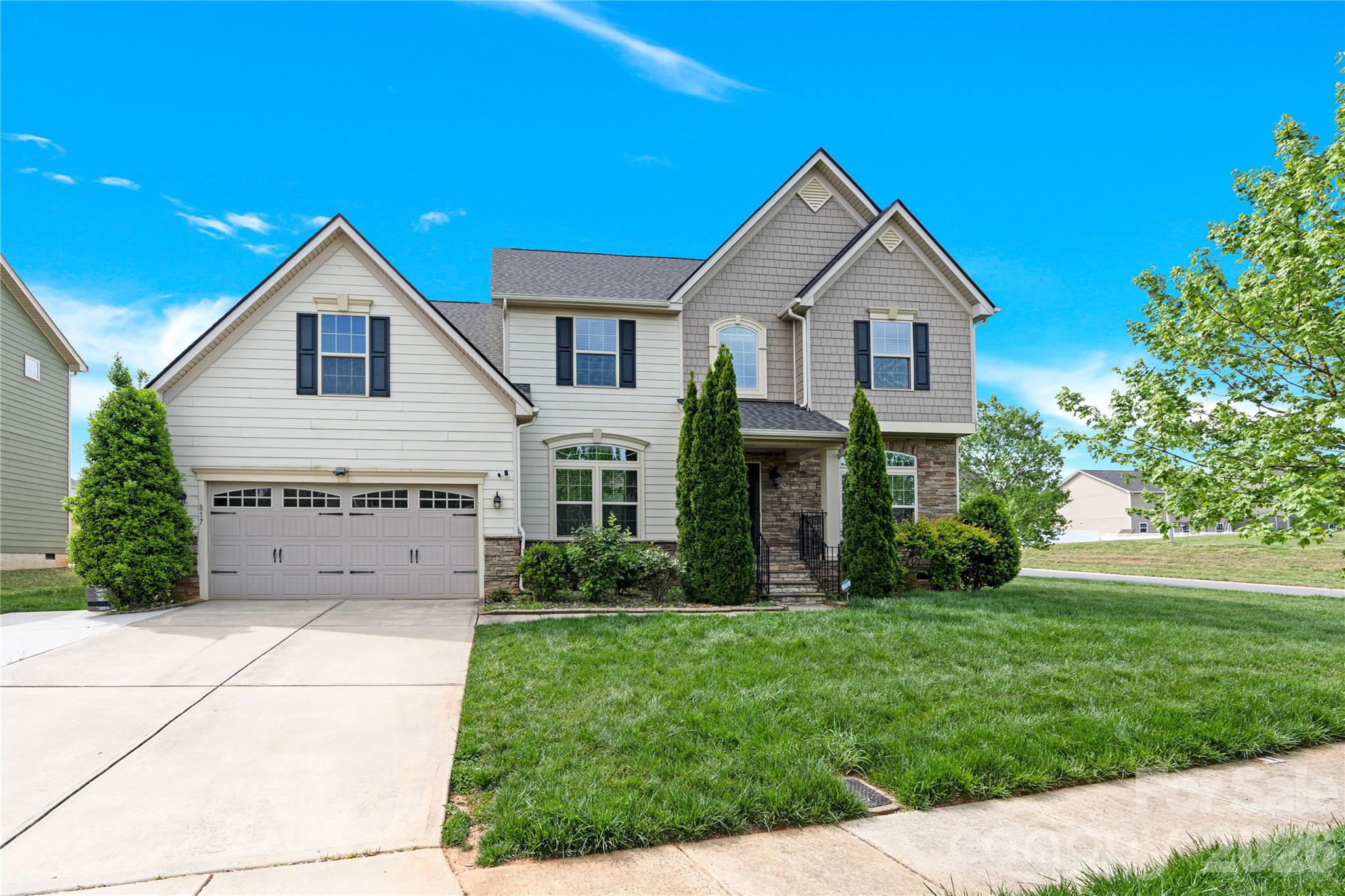 817 Wingthorn Rose Drive 34 Property Photo 1