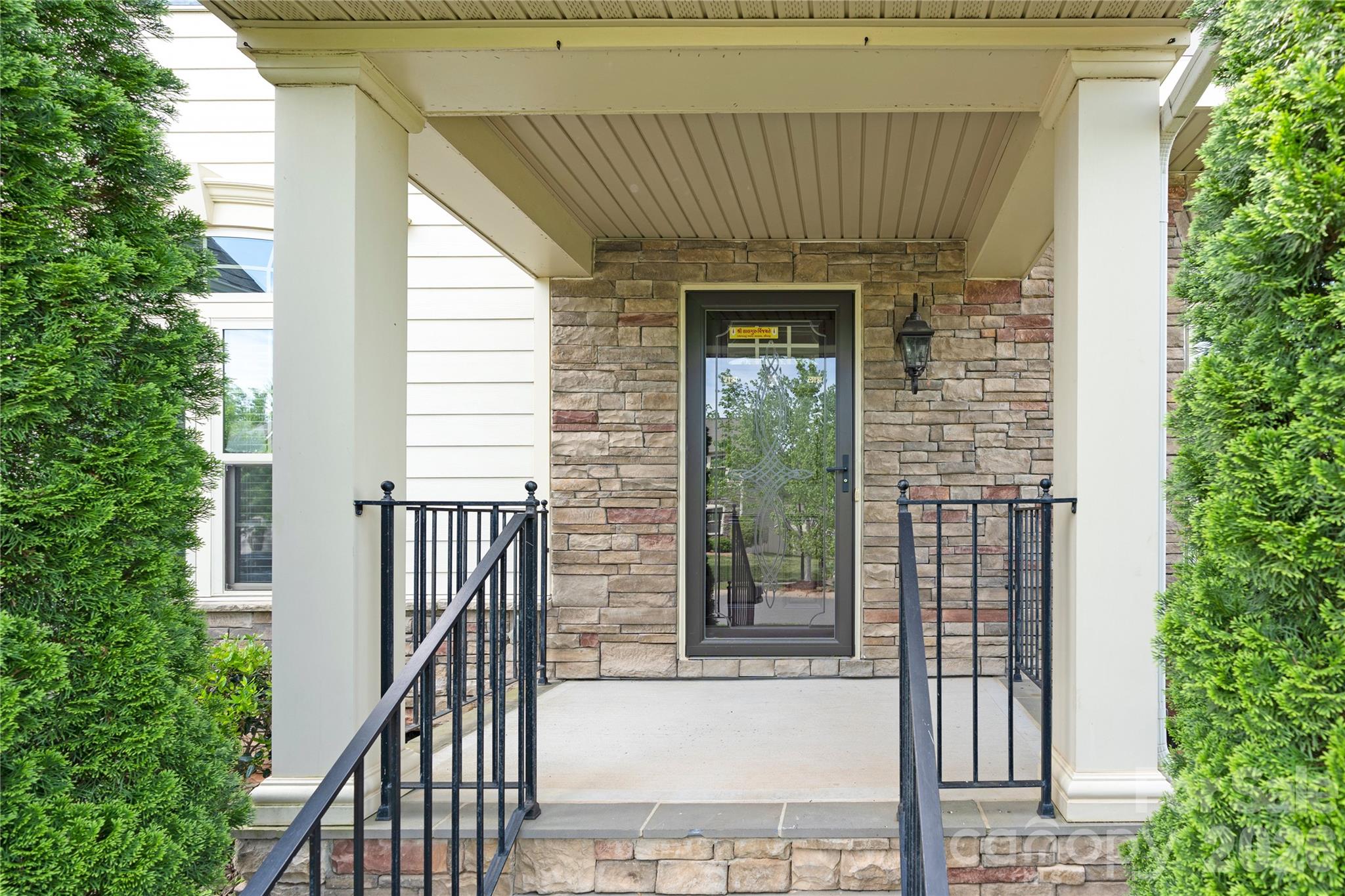 817 Wingthorn Rose Drive 34 Property Photo 5