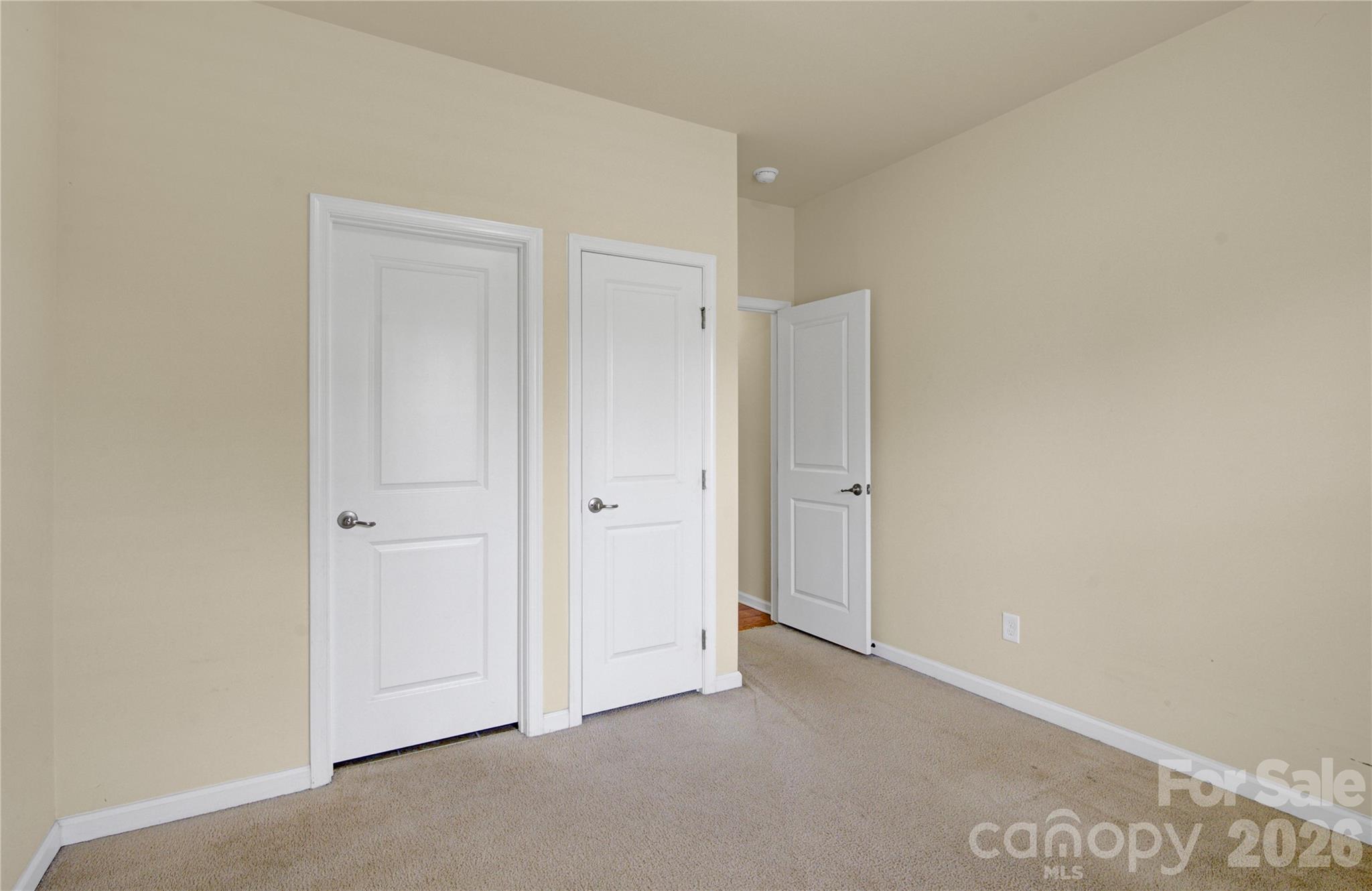 817 Wingthorn Rose Drive 34 Property Photo 29