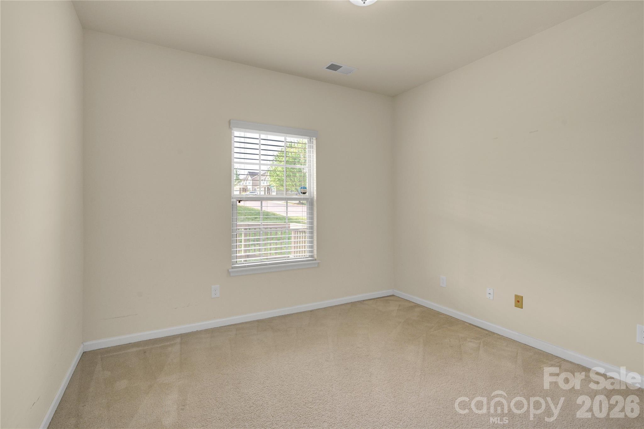 817 Wingthorn Rose Drive 34 Property Photo 30