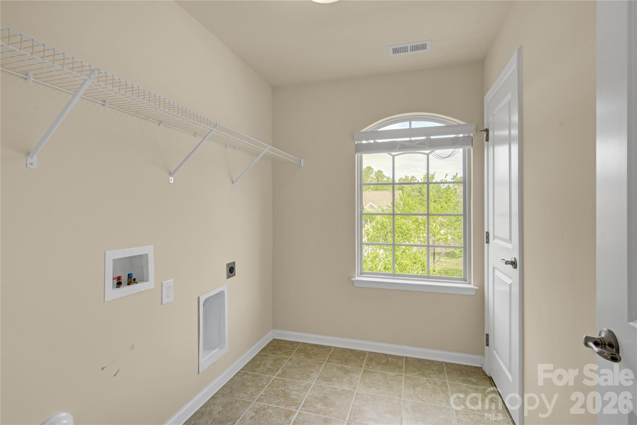 817 Wingthorn Rose Drive 34 Property Photo 33