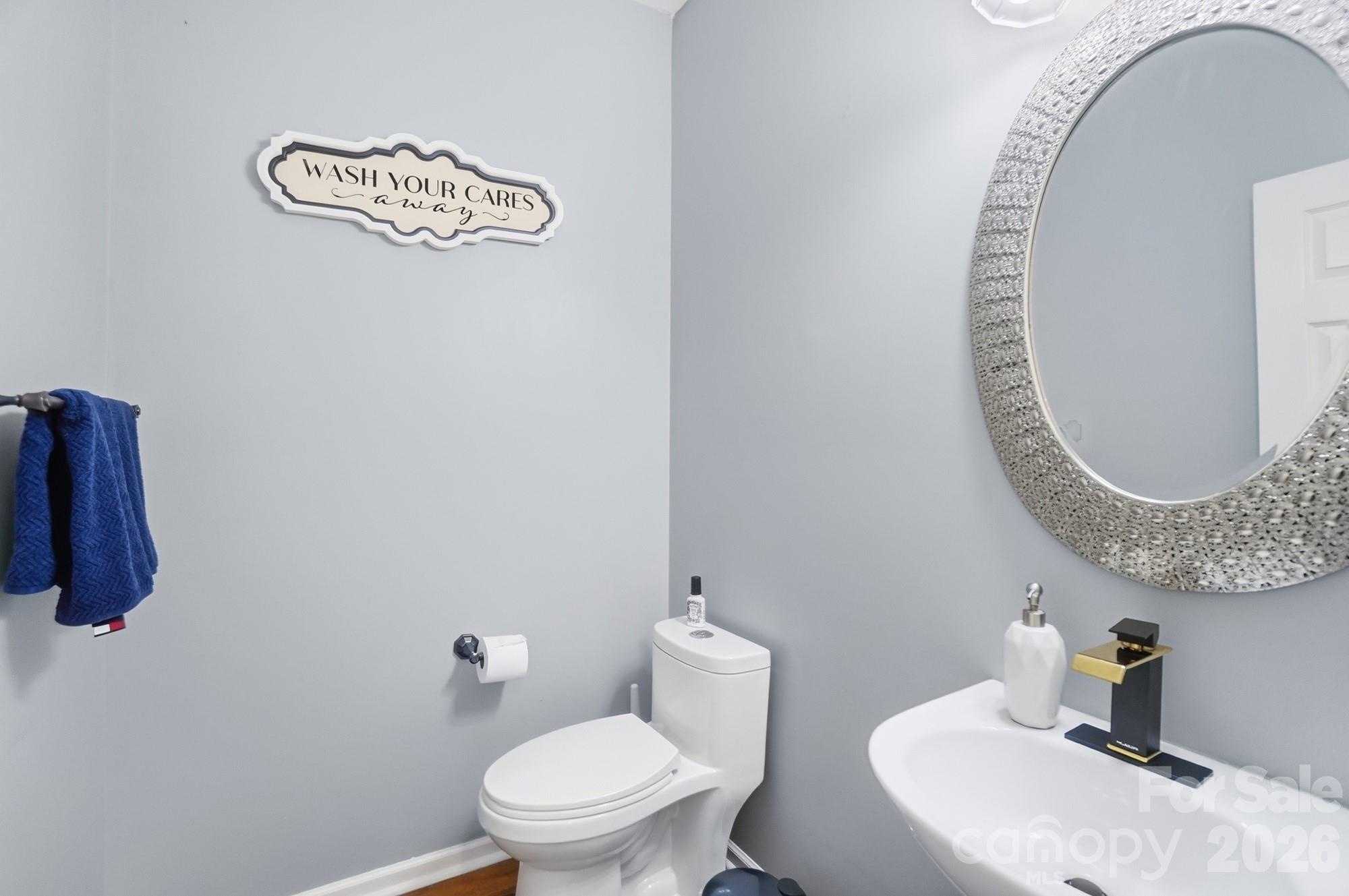 2109 Coral Berry Lane Property Photo 9