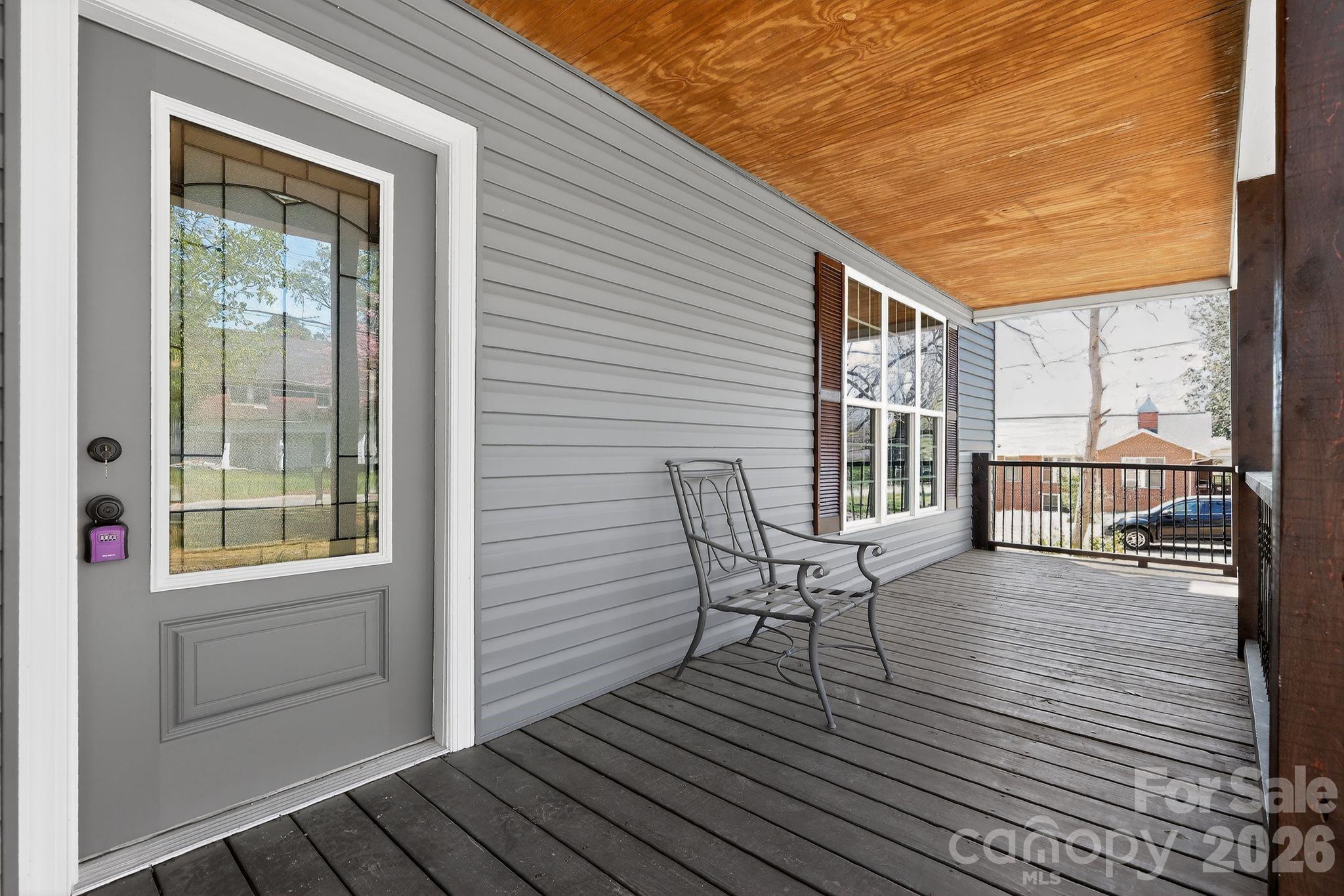 344 N Main Street Property Photo 5