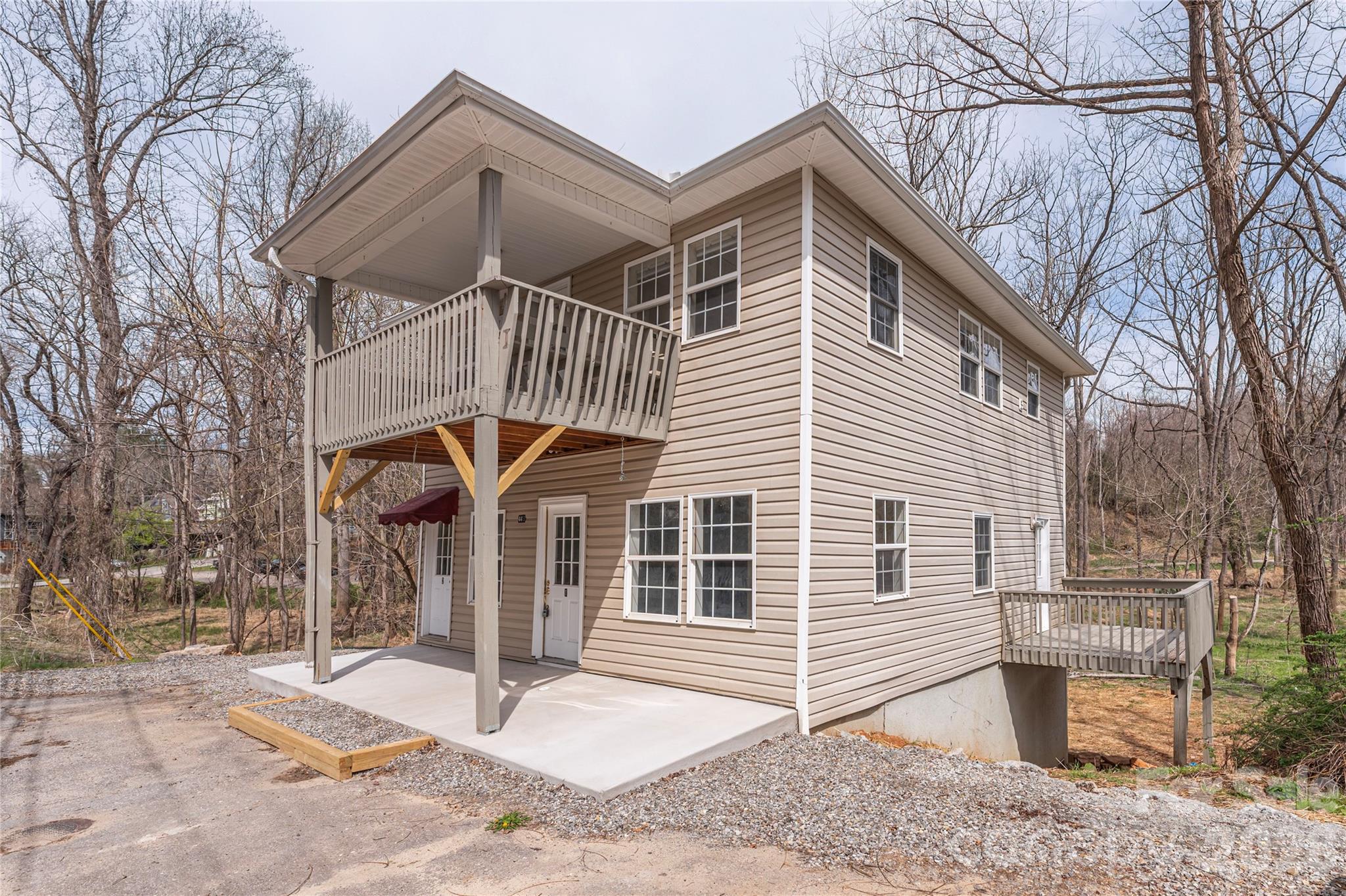 448 Sand Hill Road Property Photo 2
