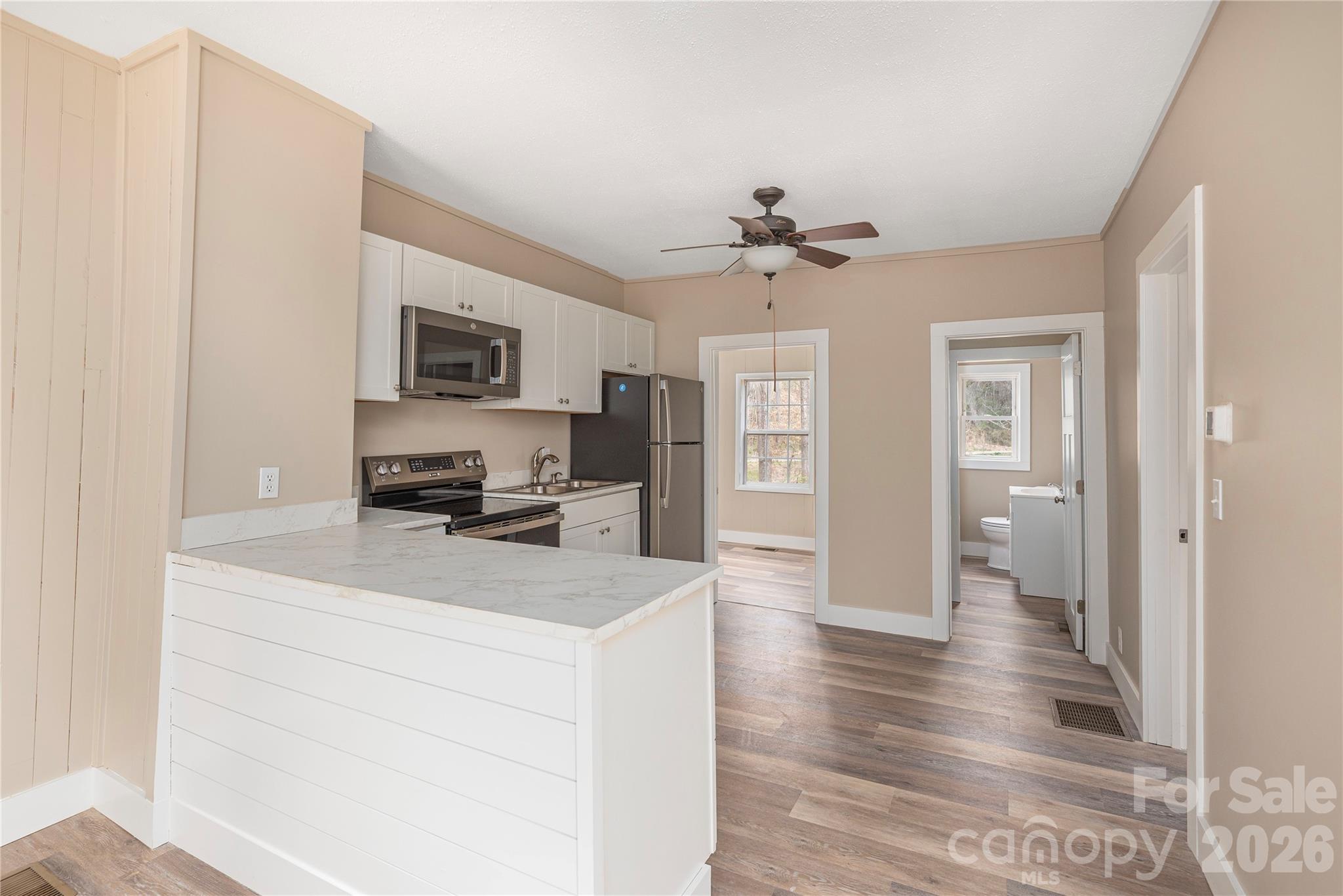 448 Sand Hill Road Property Photo 6