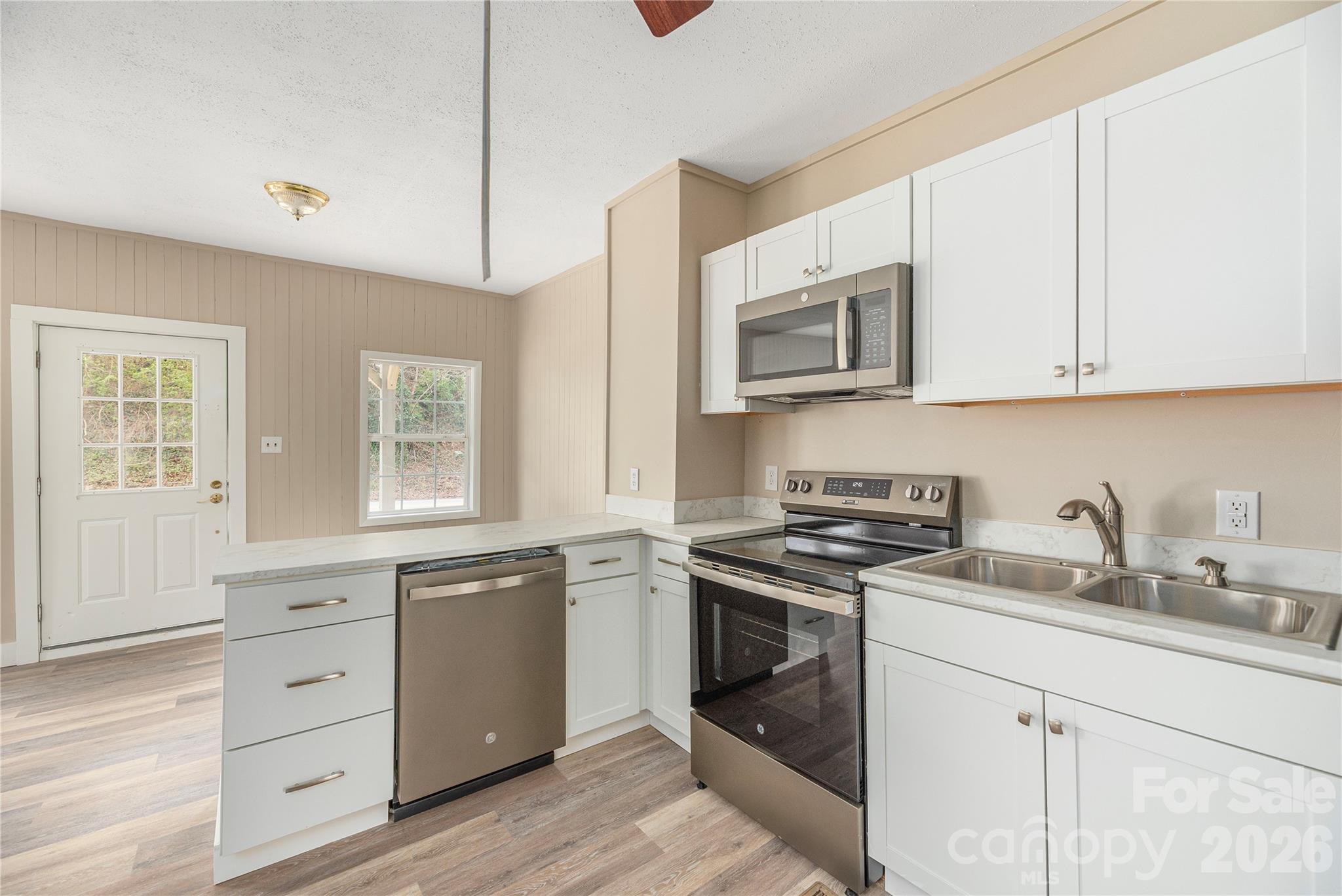 448 Sand Hill Road Property Photo 7