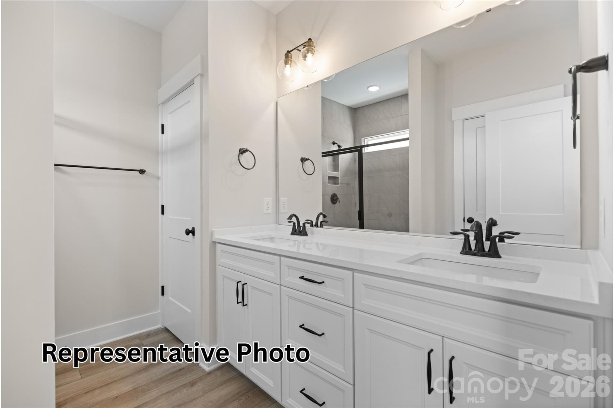 13110 Foxberry Road Property Photo 4