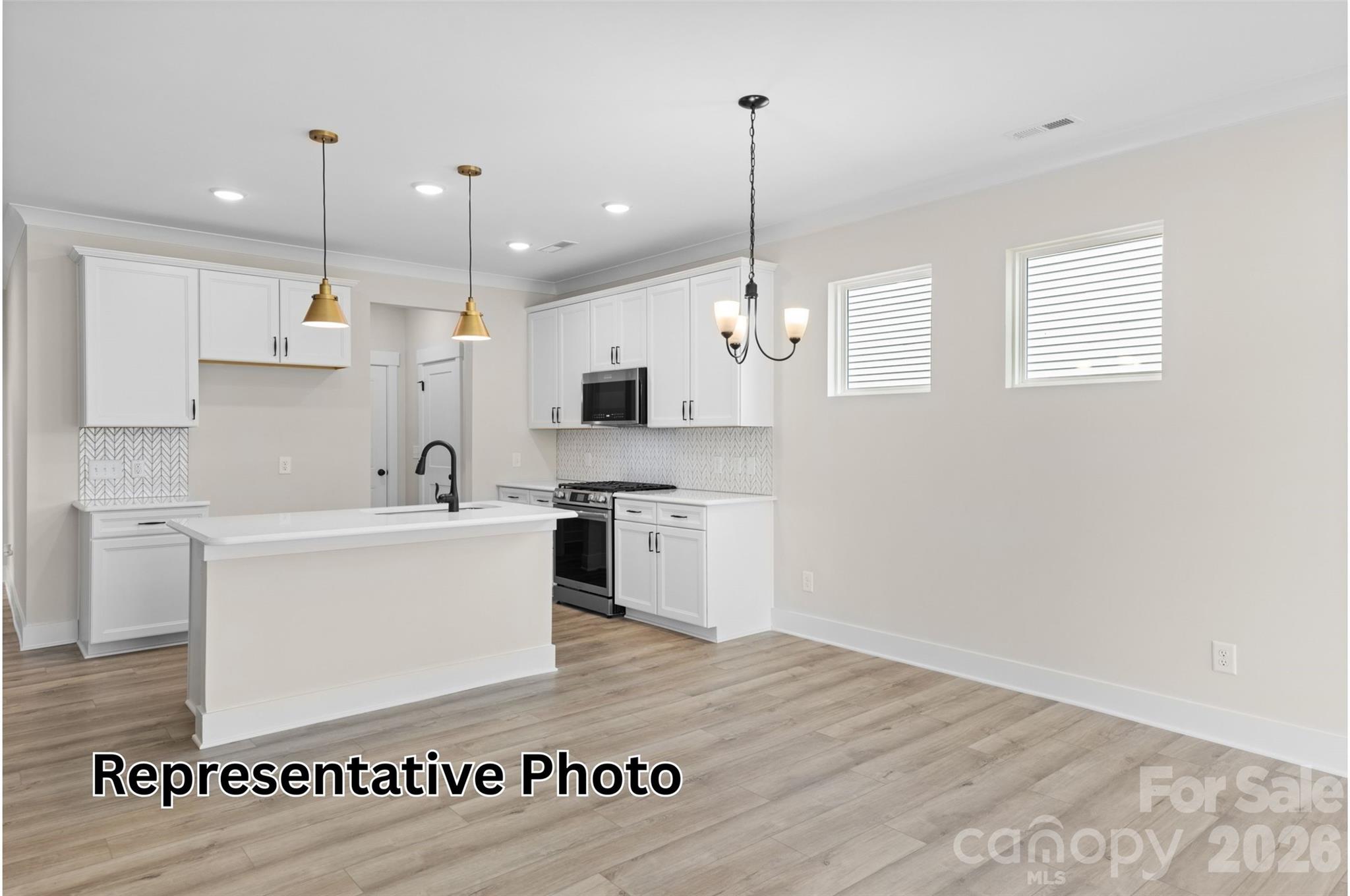 13110 Foxberry Road Property Photo 10
