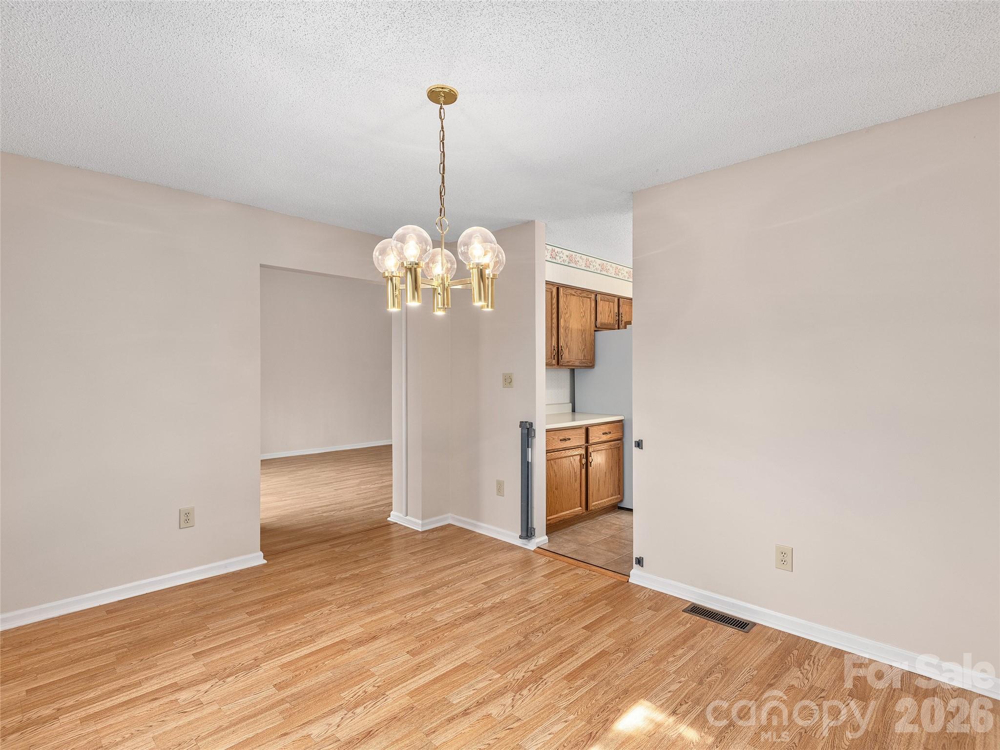 20 Cedarcliff Circle Property Photo 13