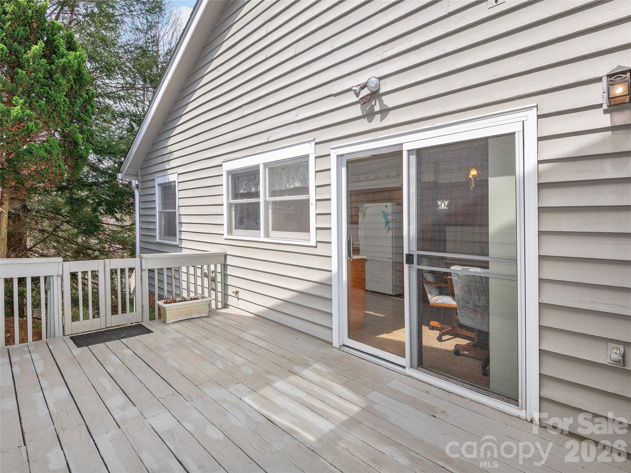 20 Cedarcliff Circle Property Photo 14