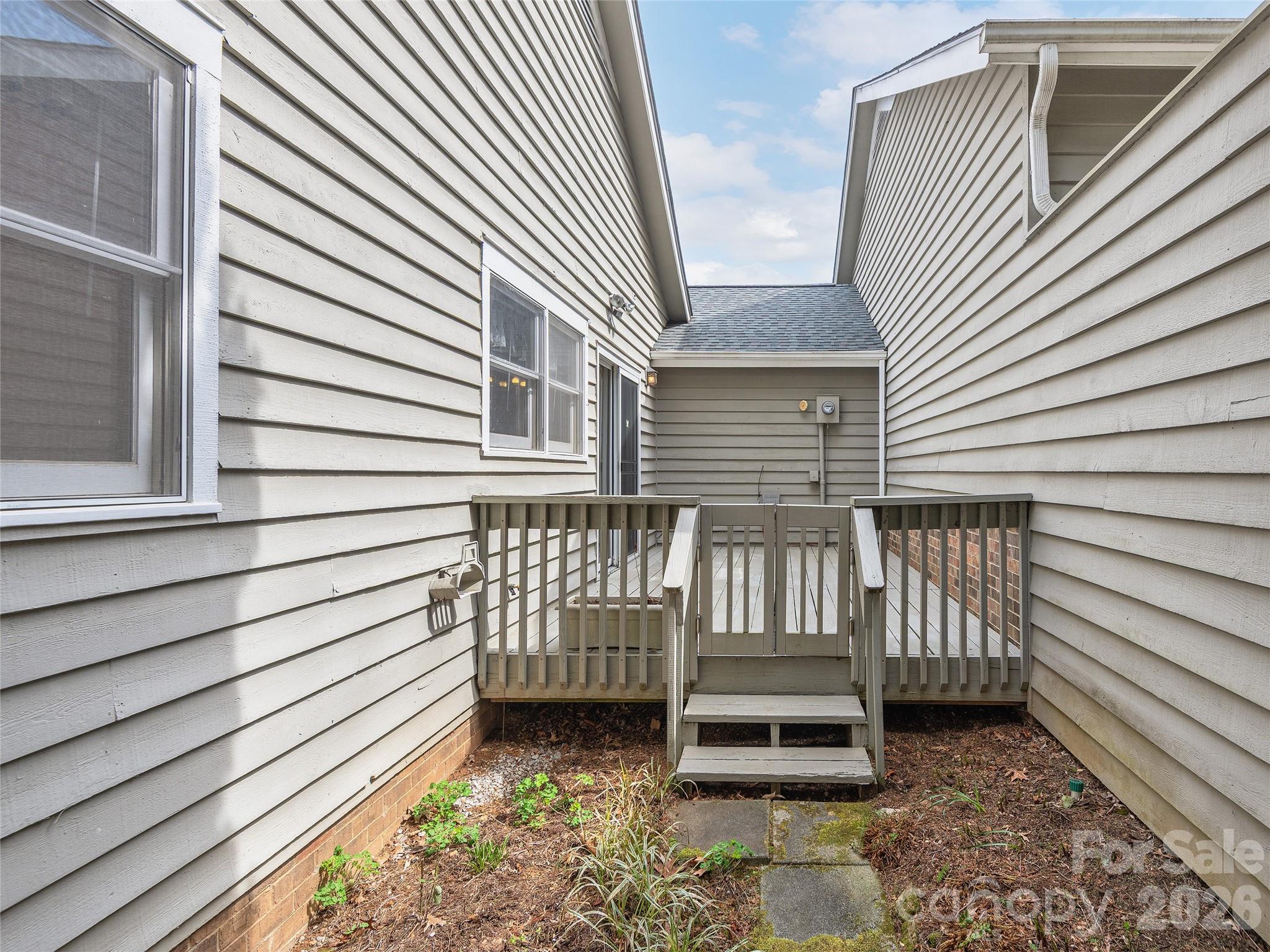 20 Cedarcliff Circle Property Photo 16