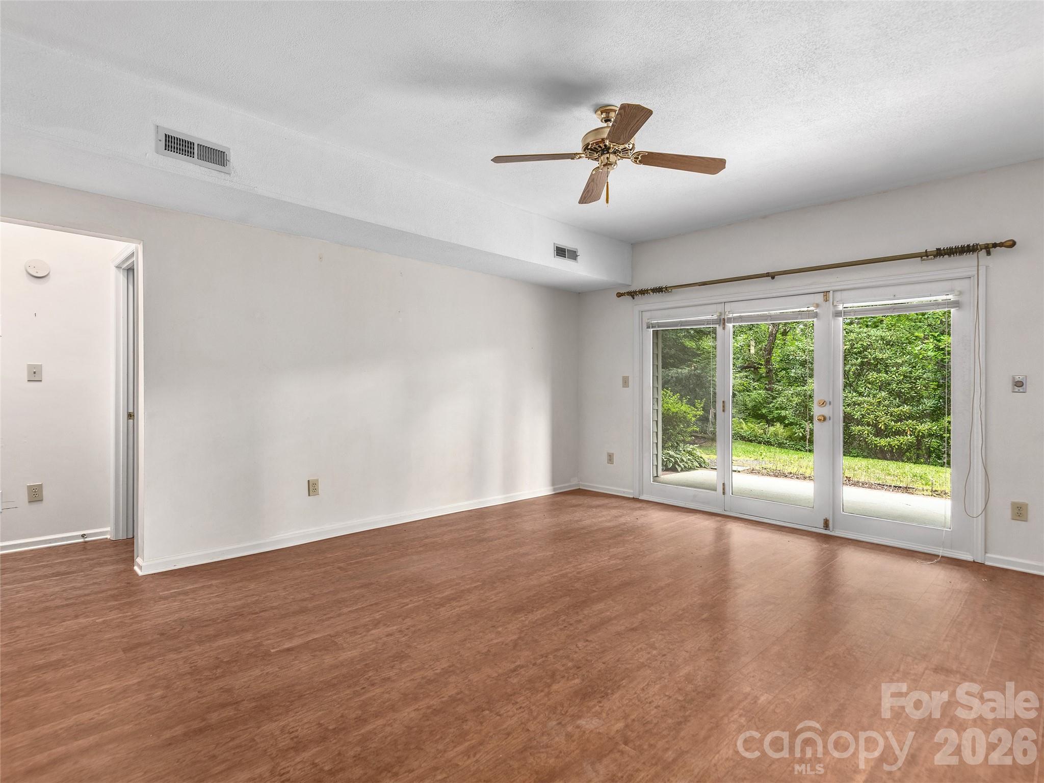 20 Cedarcliff Circle Property Photo 24