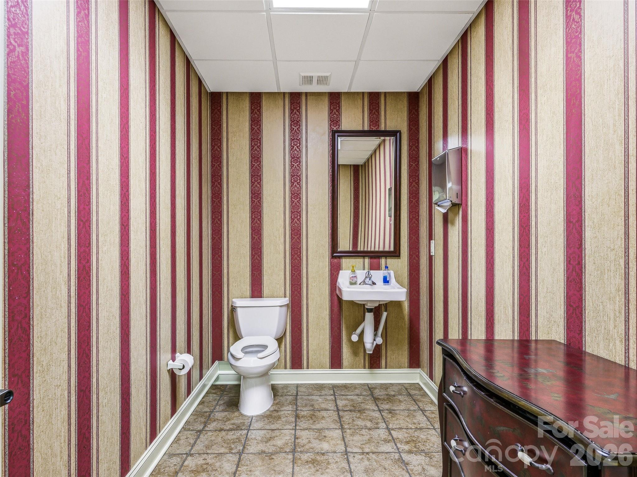 101 Jack Street Property Photo 36