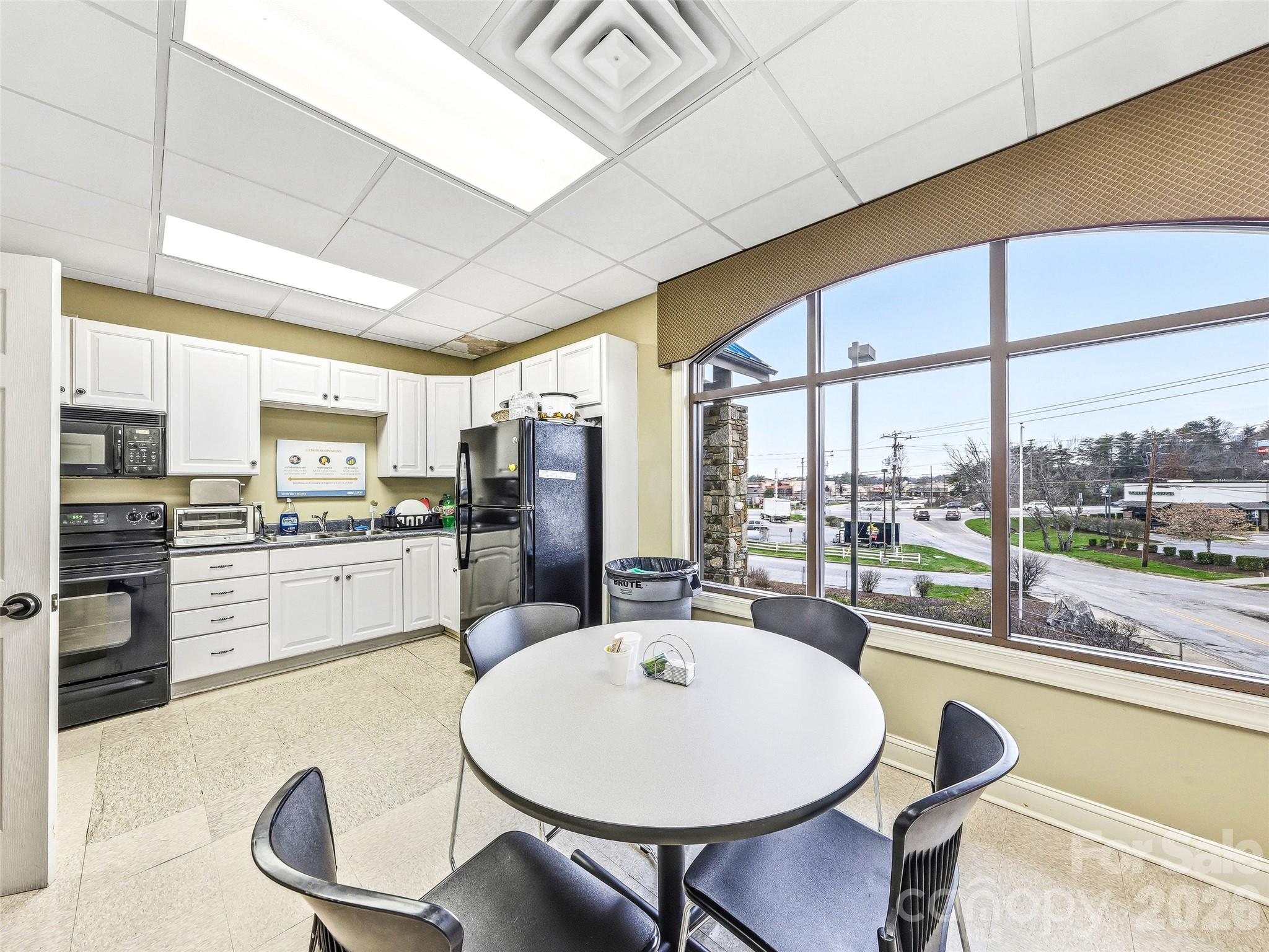 101 Jack Street Property Photo 41