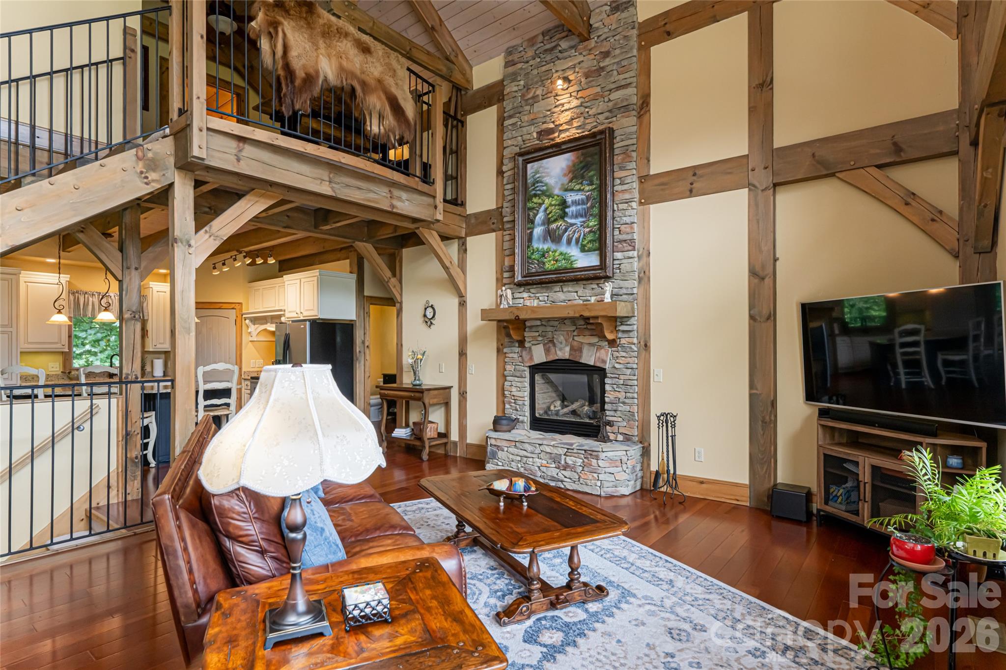 649 Panoramic Loop Property Photo 4