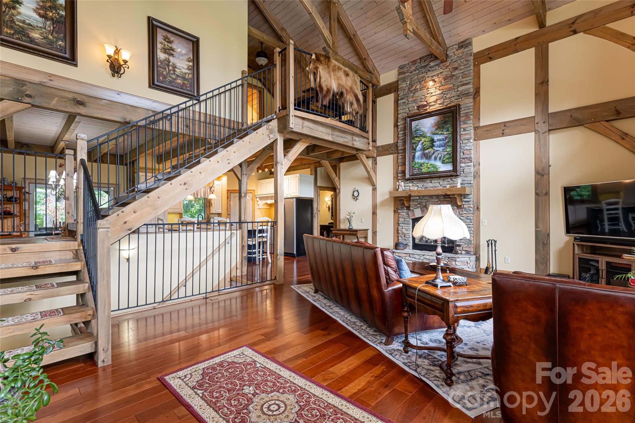 649 Panoramic Loop Property Photo 5