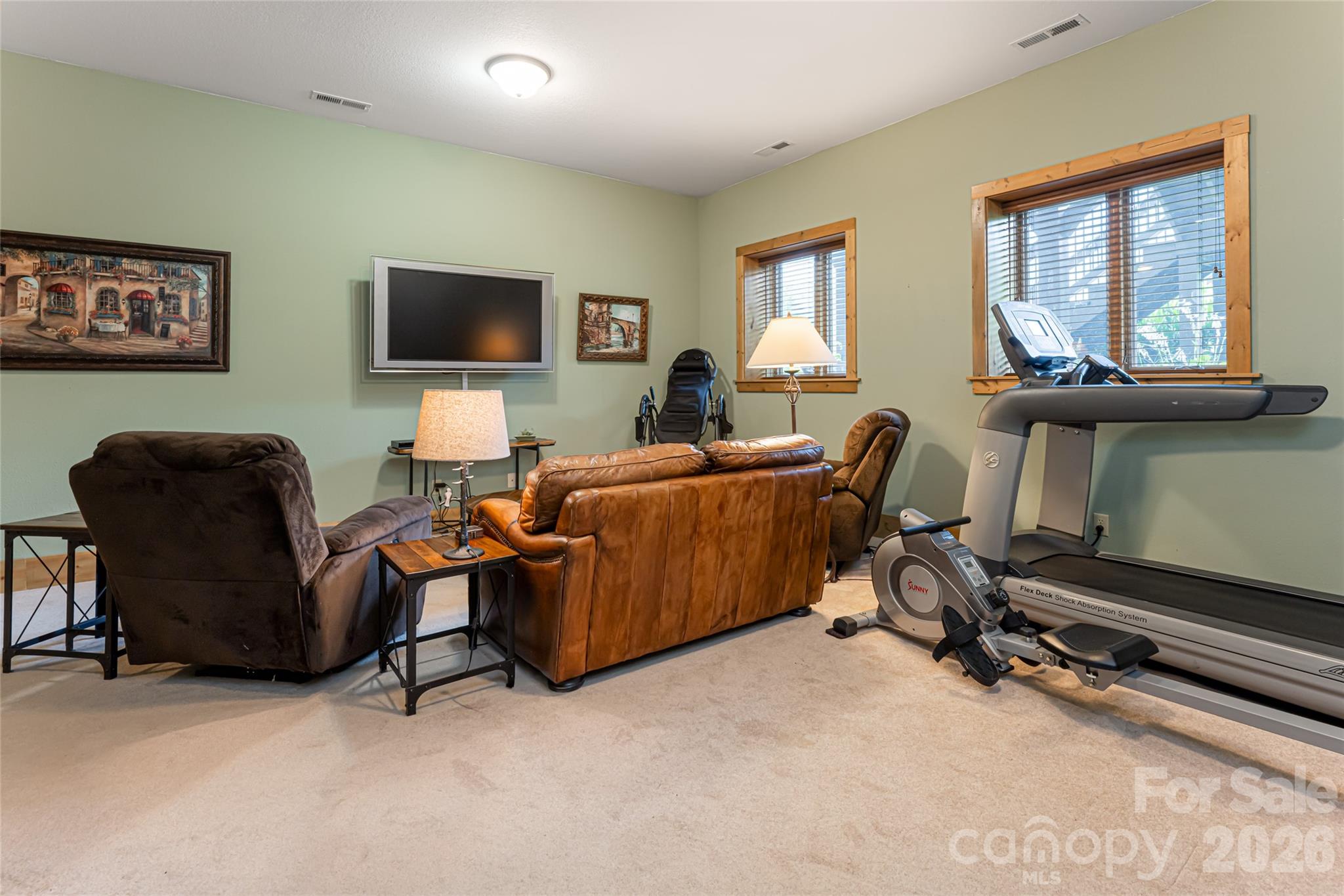 649 Panoramic Loop Property Photo 27